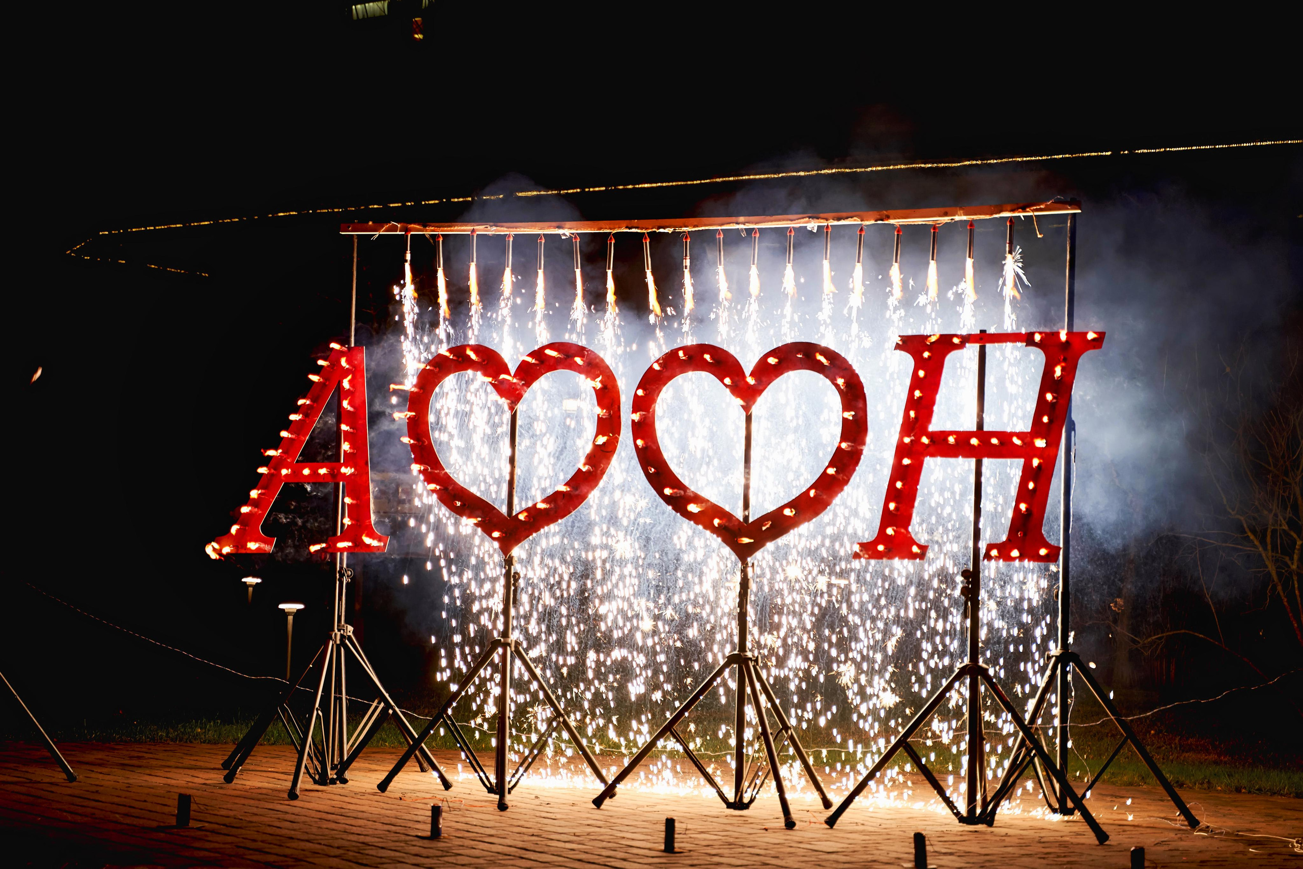 Звёздный свадебный приём в Москве. ТВИНС СТУДИО фото и видео. ТВИНС СТУДИО — лучшие свадебные фотографы и видеографы в Краснодаре