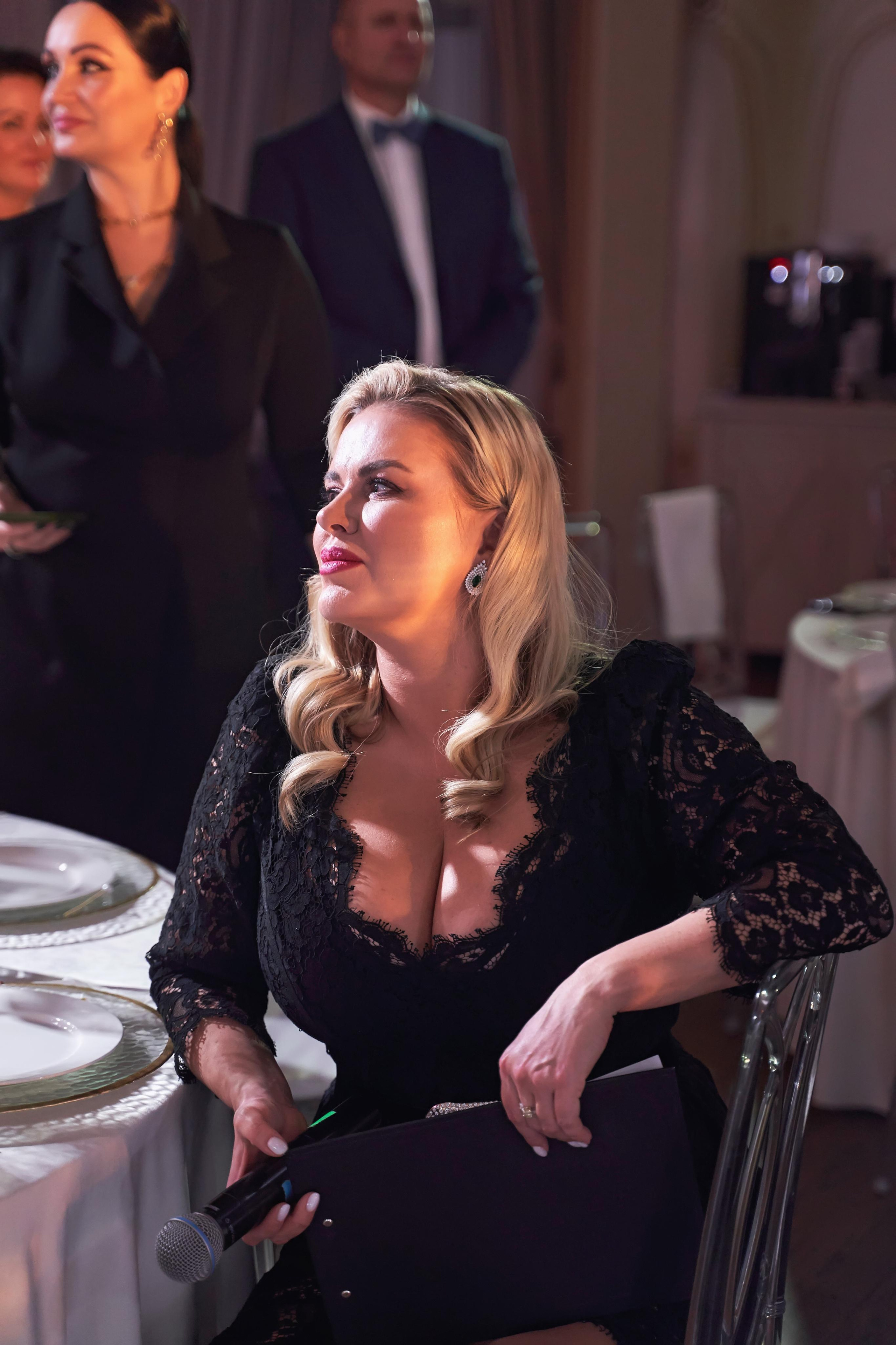 Звёздный свадебный приём в Москве. ТВИНС СТУДИО фото и видео. ТВИНС СТУДИО — лучшие свадебные фотографы и видеографы в Краснодаре