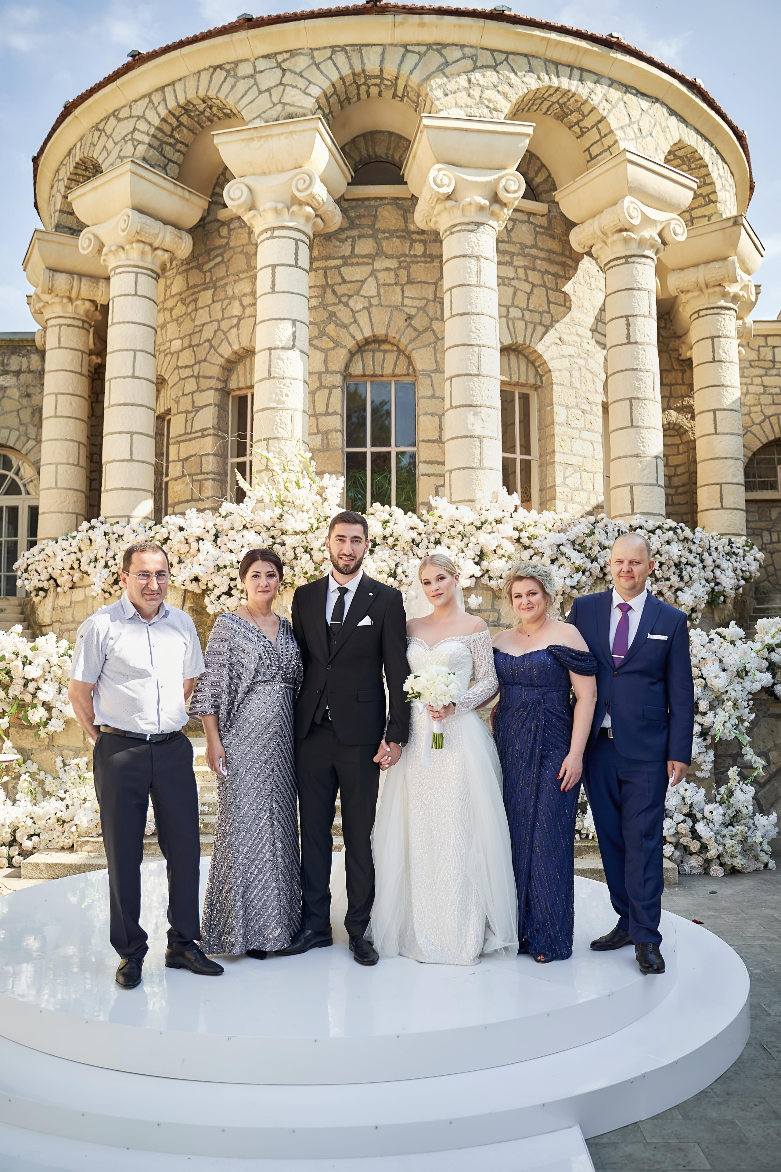 Свадебный приём в Пятигорске. SAPG + TWINS STUDIO. ТВИНС СТУДИО — лучшие свадебные фотографы и видеографы в Краснодаре