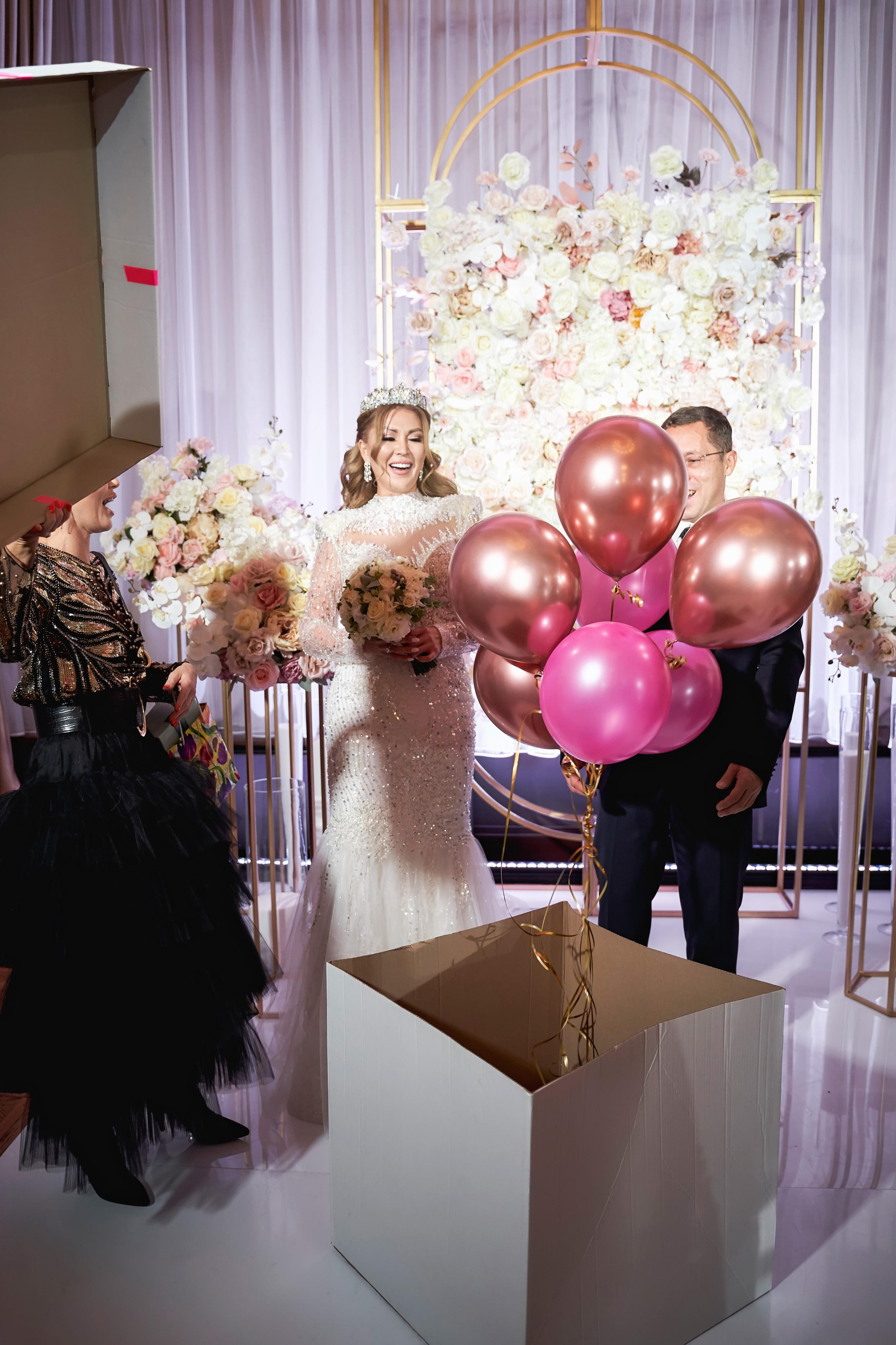 Звёздный свадебный приём в Москве. ТВИНС СТУДИО фото и видео. ТВИНС СТУДИО — лучшие свадебные фотографы и видеографы в Краснодаре