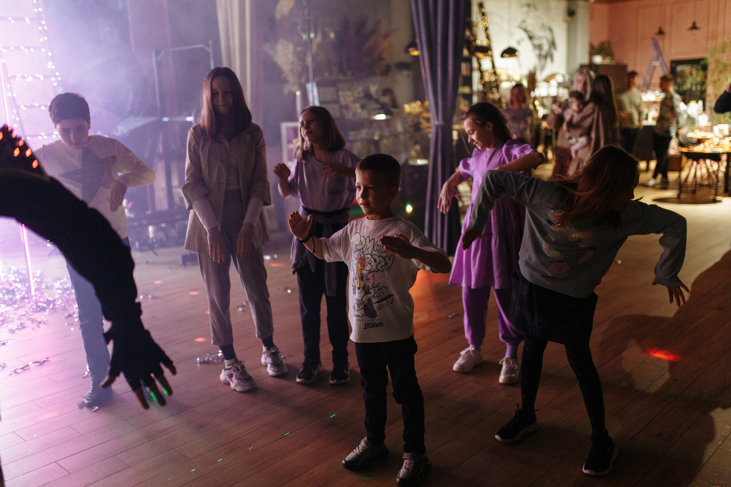 Семейная фотосъёмка первого дня рождения принцессы Лии. ТВИНС СТУДИО — лучшие свадебные фотографы и видеографы в Краснодаре