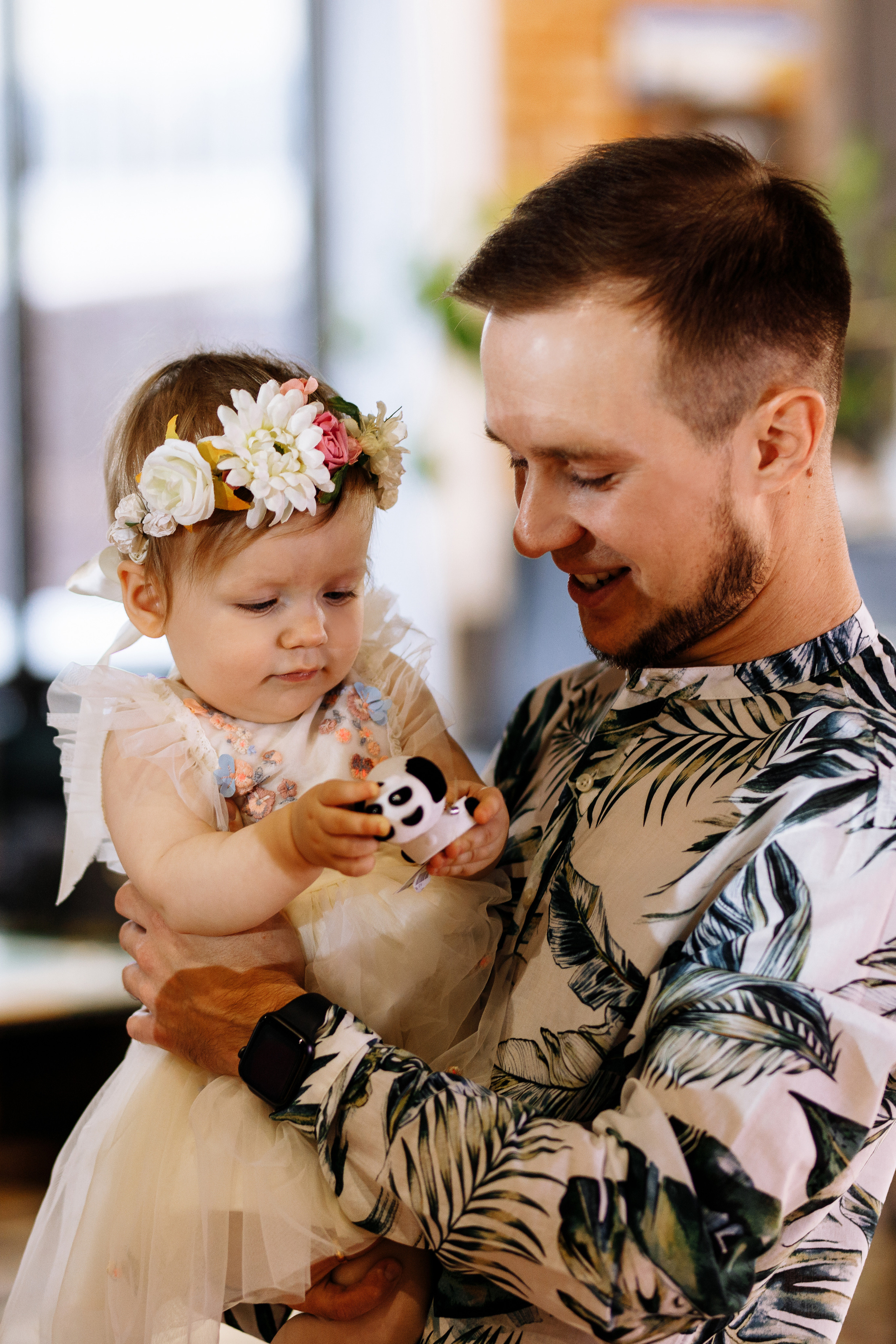 Семейная фотосъёмка первого дня рождения принцессы Лии. ТВИНС СТУДИО — лучшие свадебные фотографы и видеографы в Краснодаре