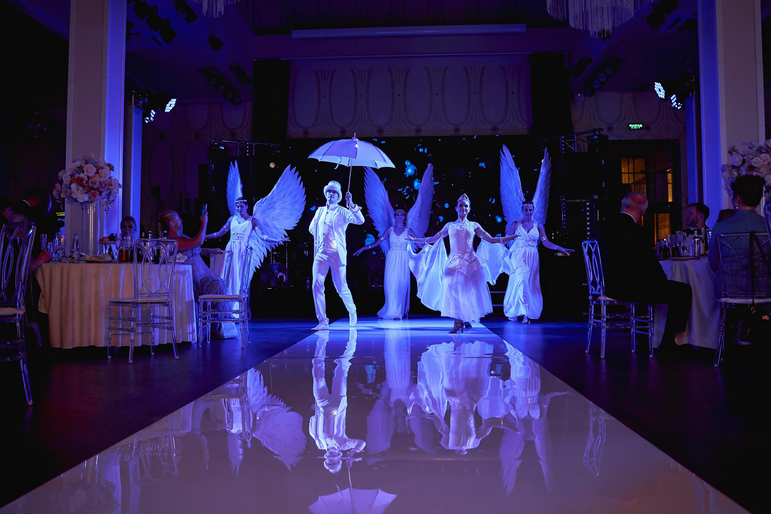 Звёздный свадебный приём в Москве. ТВИНС СТУДИО фото и видео. ТВИНС СТУДИО — лучшие свадебные фотографы и видеографы в Краснодаре