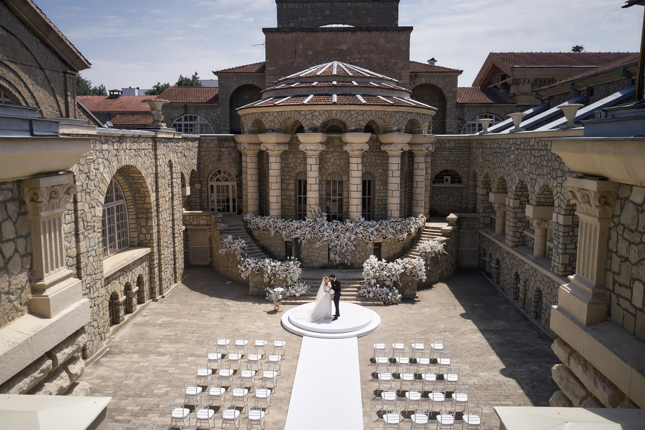 Свадебный приём в Пятигорске. SAPG + TWINS STUDIO. ТВИНС СТУДИО — лучшие свадебные фотографы и видеографы в Краснодаре