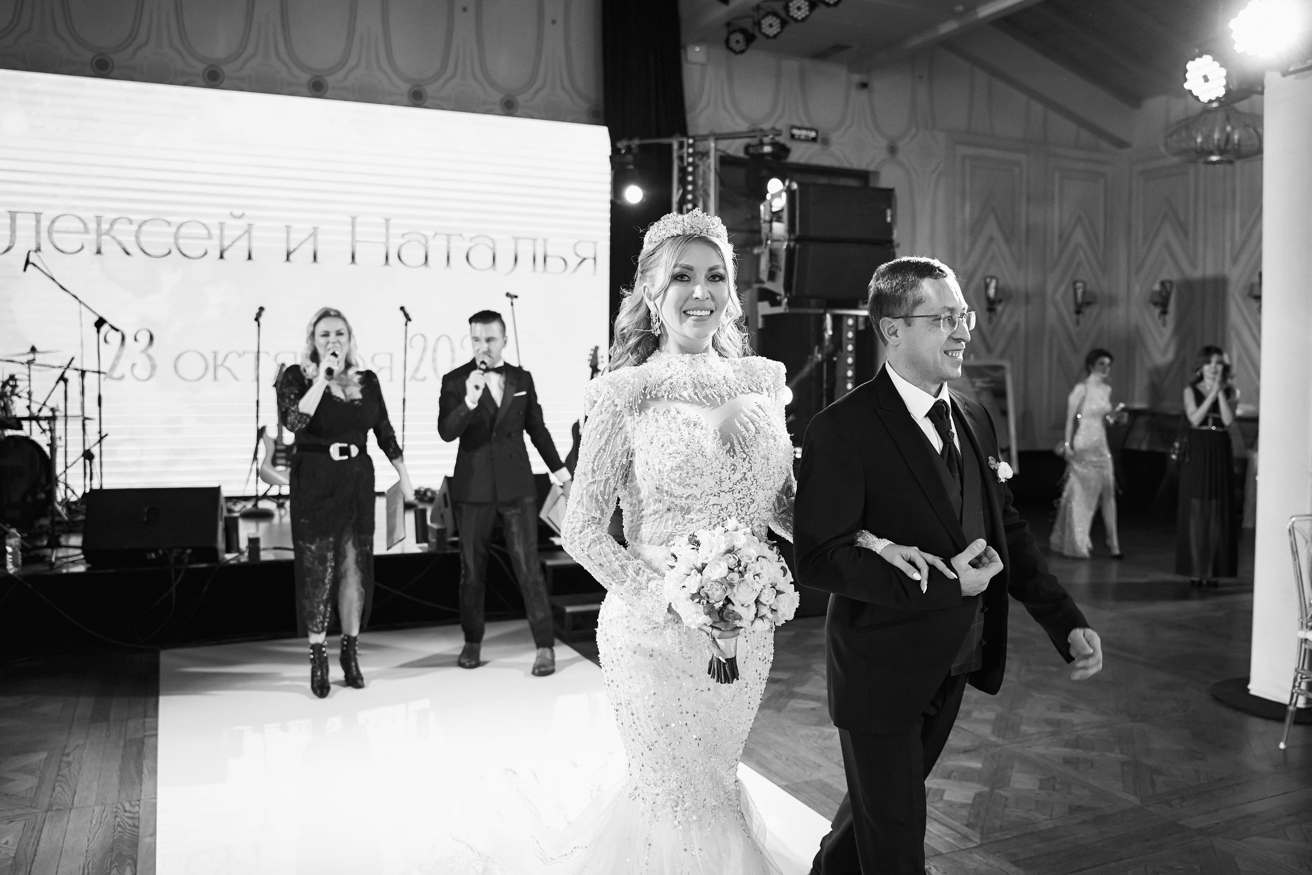 Звёздный свадебный приём в Москве. ТВИНС СТУДИО фото и видео. ТВИНС СТУДИО — лучшие свадебные фотографы и видеографы в Краснодаре