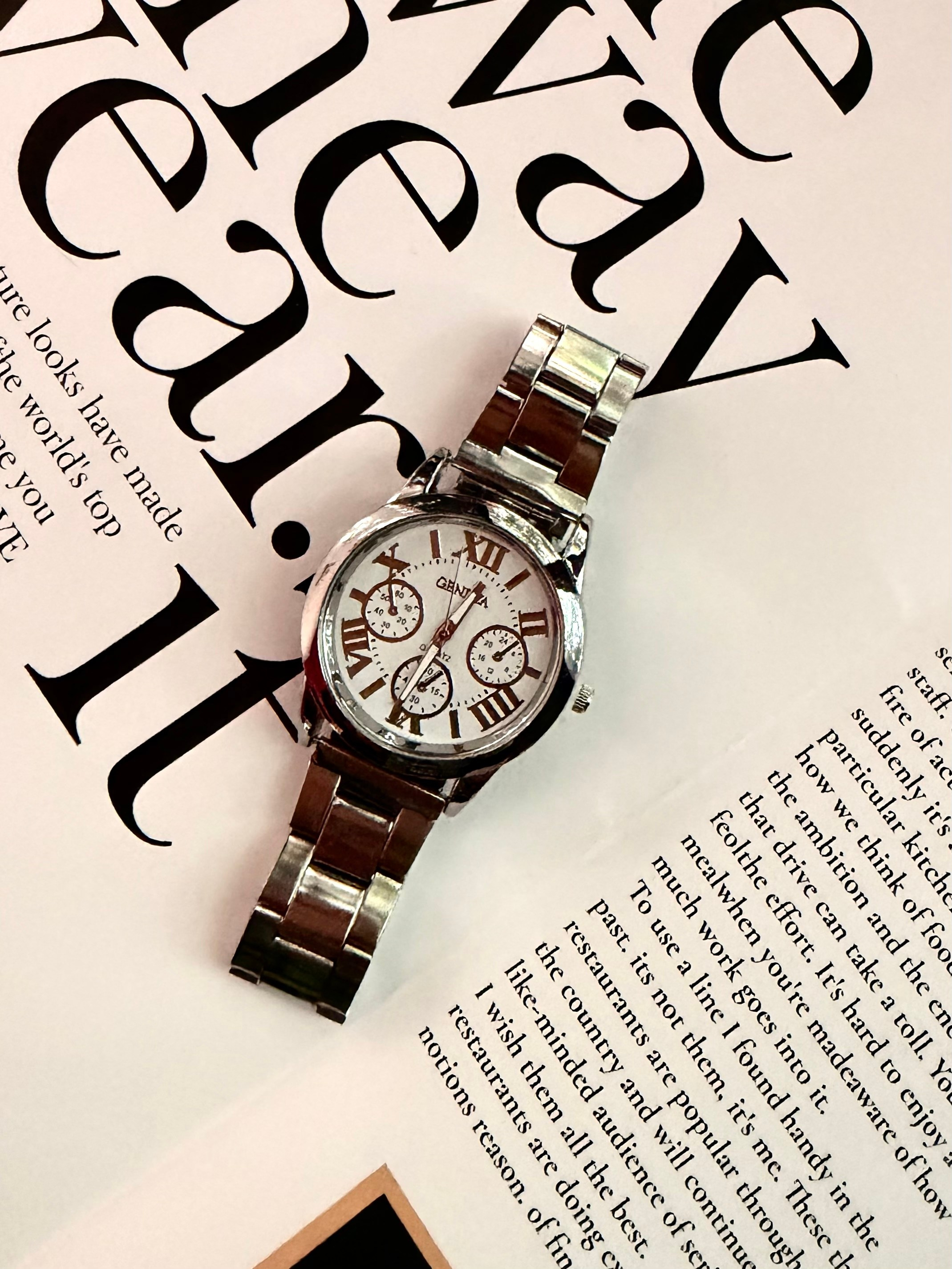 Украшения. Первая студия автопортрета в Донецке КЬЮ