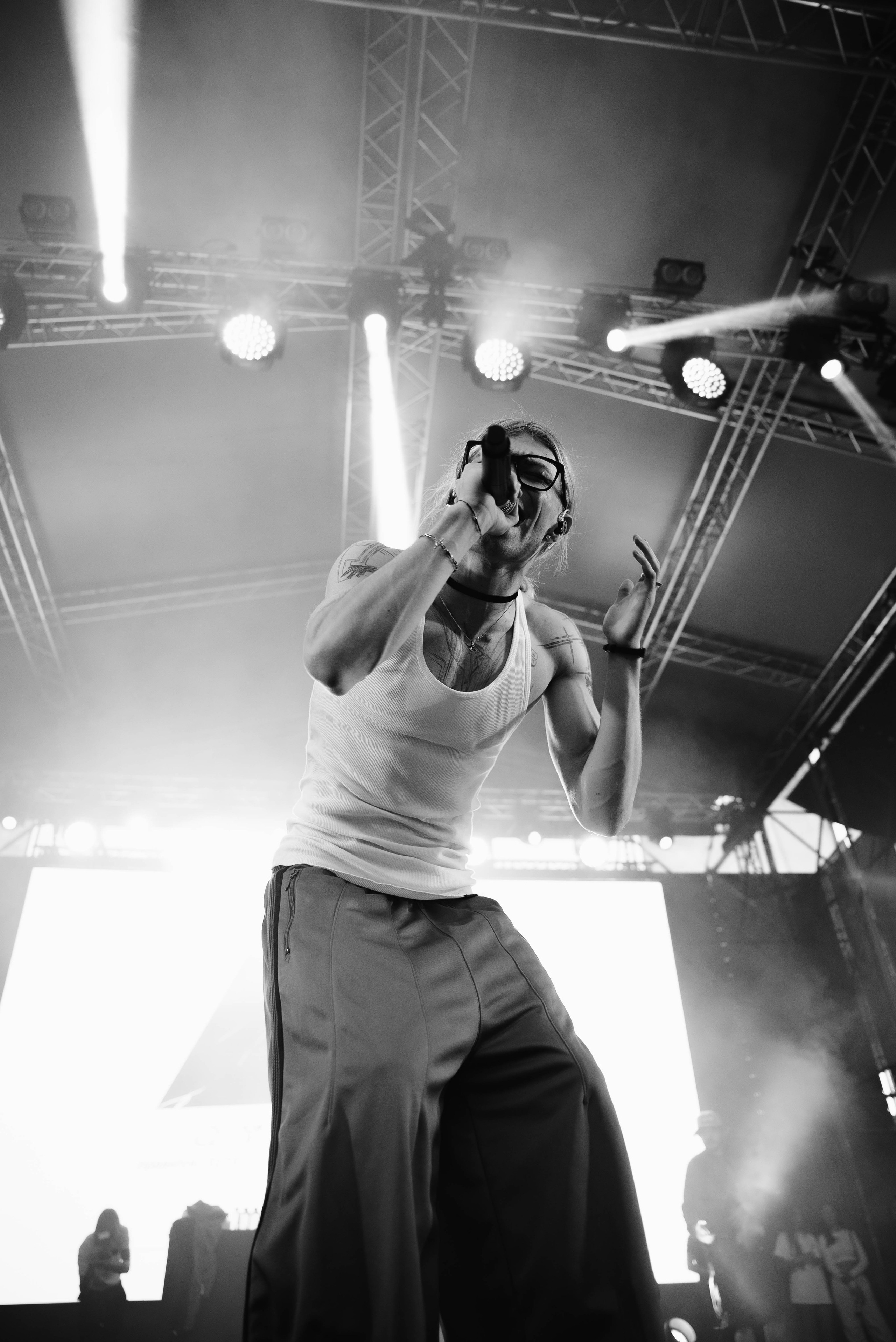 Концерт NKEEI, ARTEM SHILOVETS, UNIQE. Фотограф Нетбай Ксения в Москве Калуге