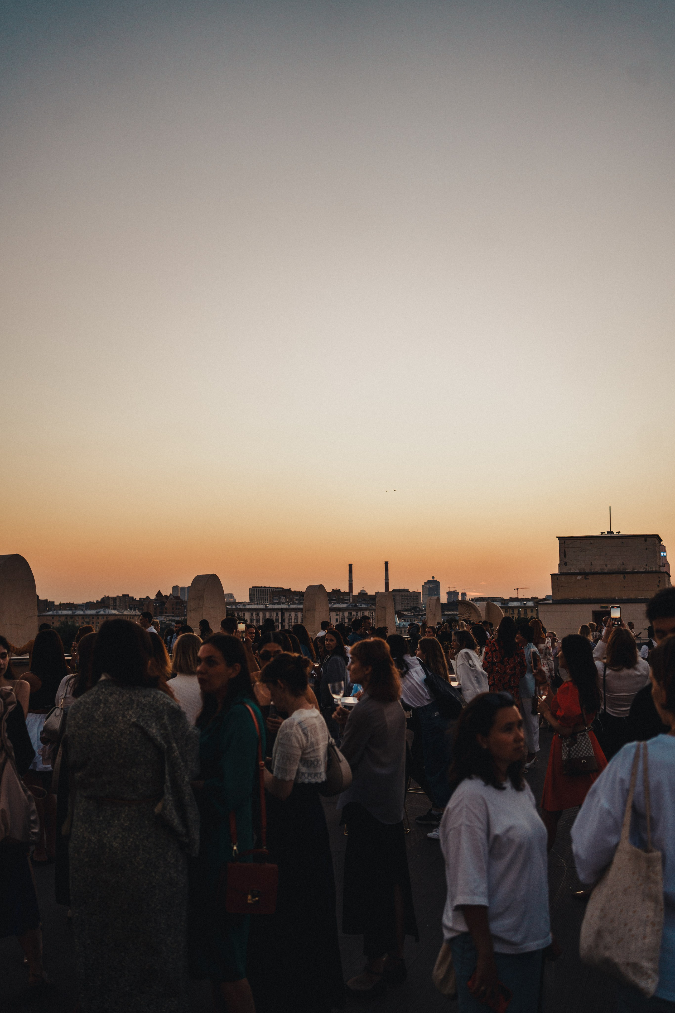 Выставка на крыше Парка Горького. Семейный и детский фотограф и видеограф в Москве, Серпухове и Тарусе Валерия Сорокина