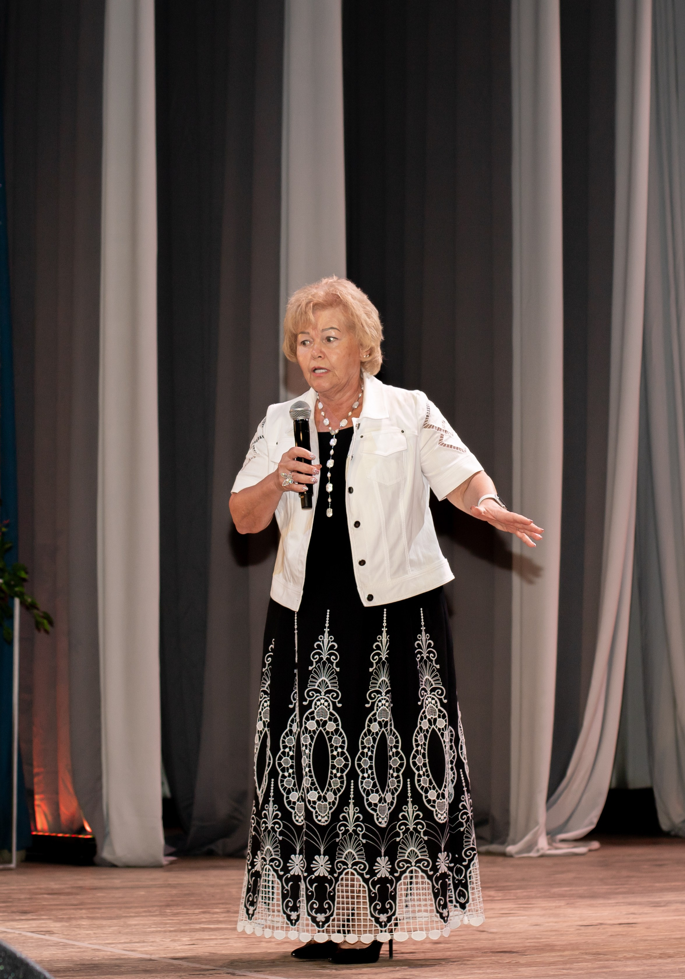 Fohow. Фотосессия под любой запрос в Красноярске. т+79237847111