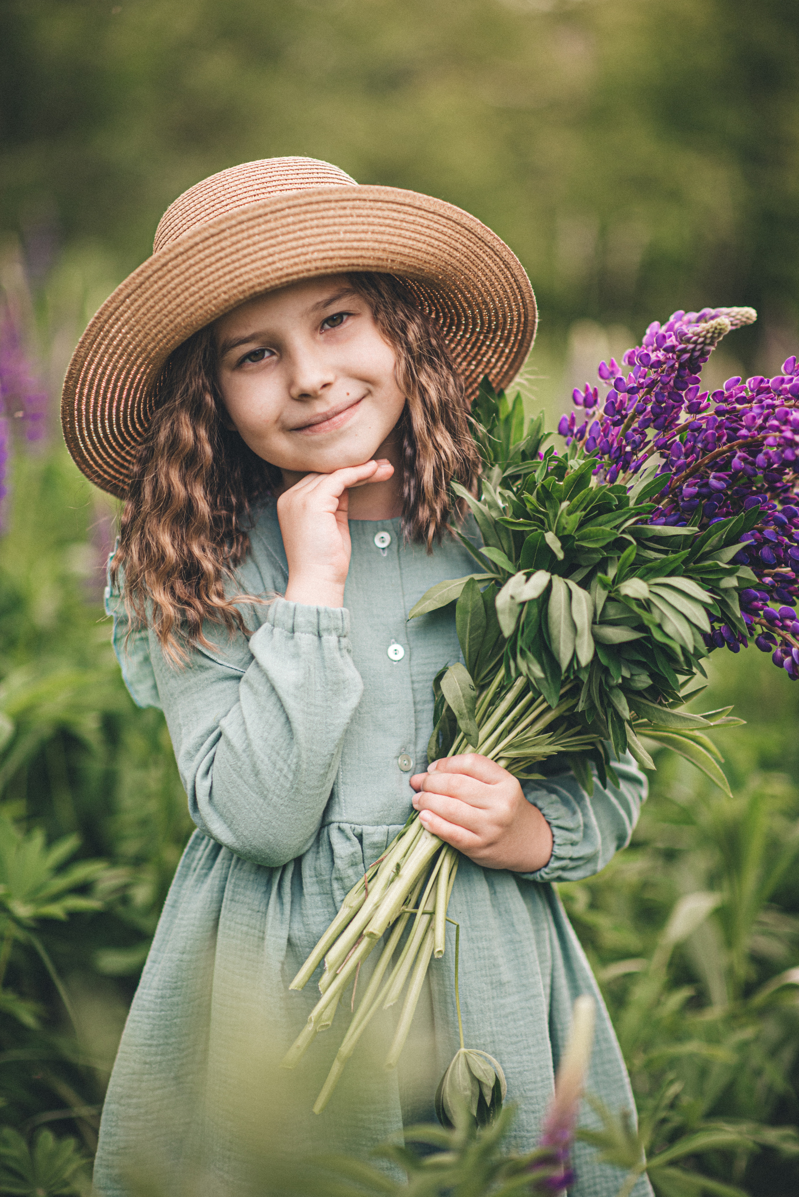 Прекрасная Ева и люпины. Семейный и детский фотограф в Новосибирске Доронина Ольга