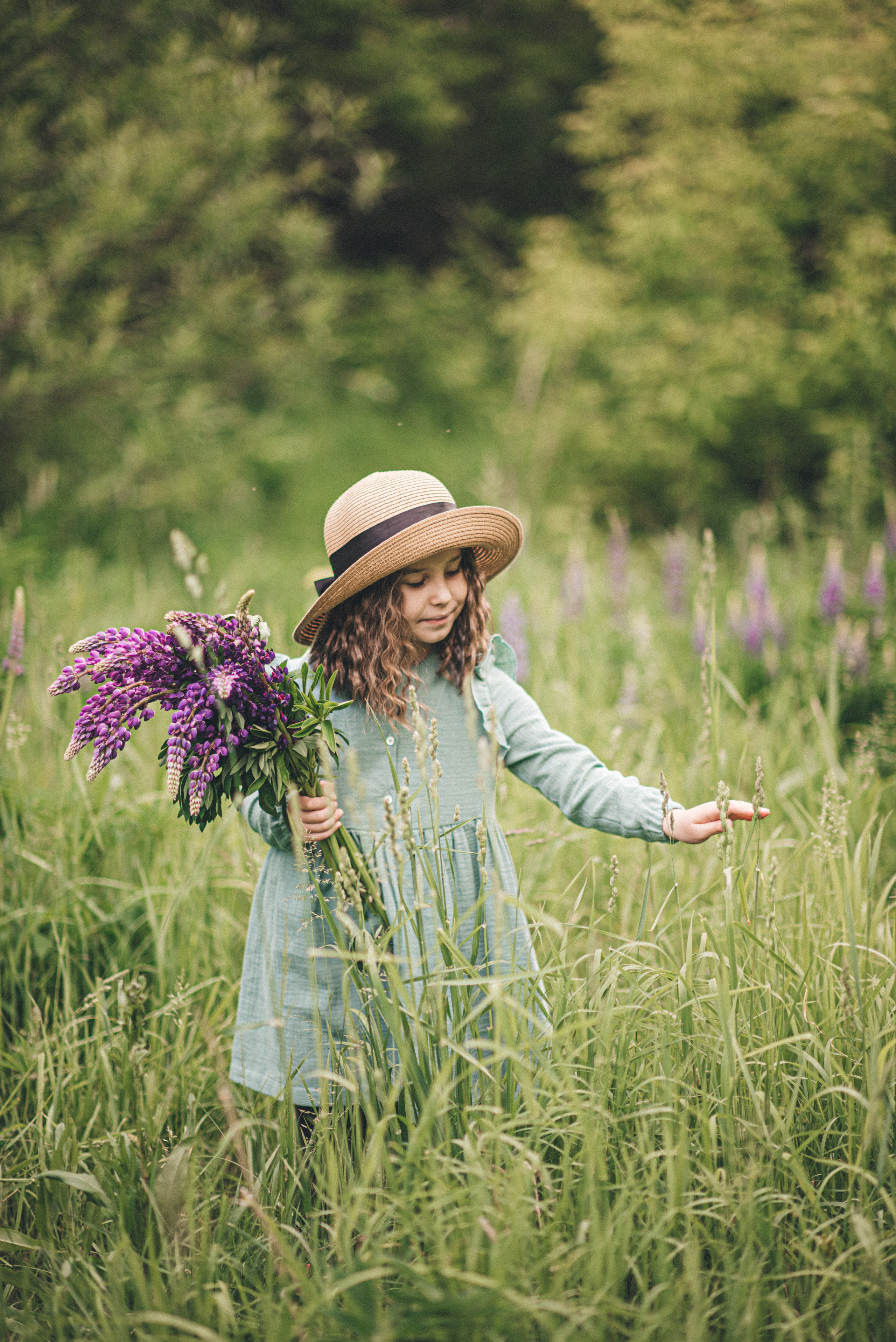 Прекрасная Ева и люпины. Семейный и детский фотограф в Новосибирске Доронина Ольга