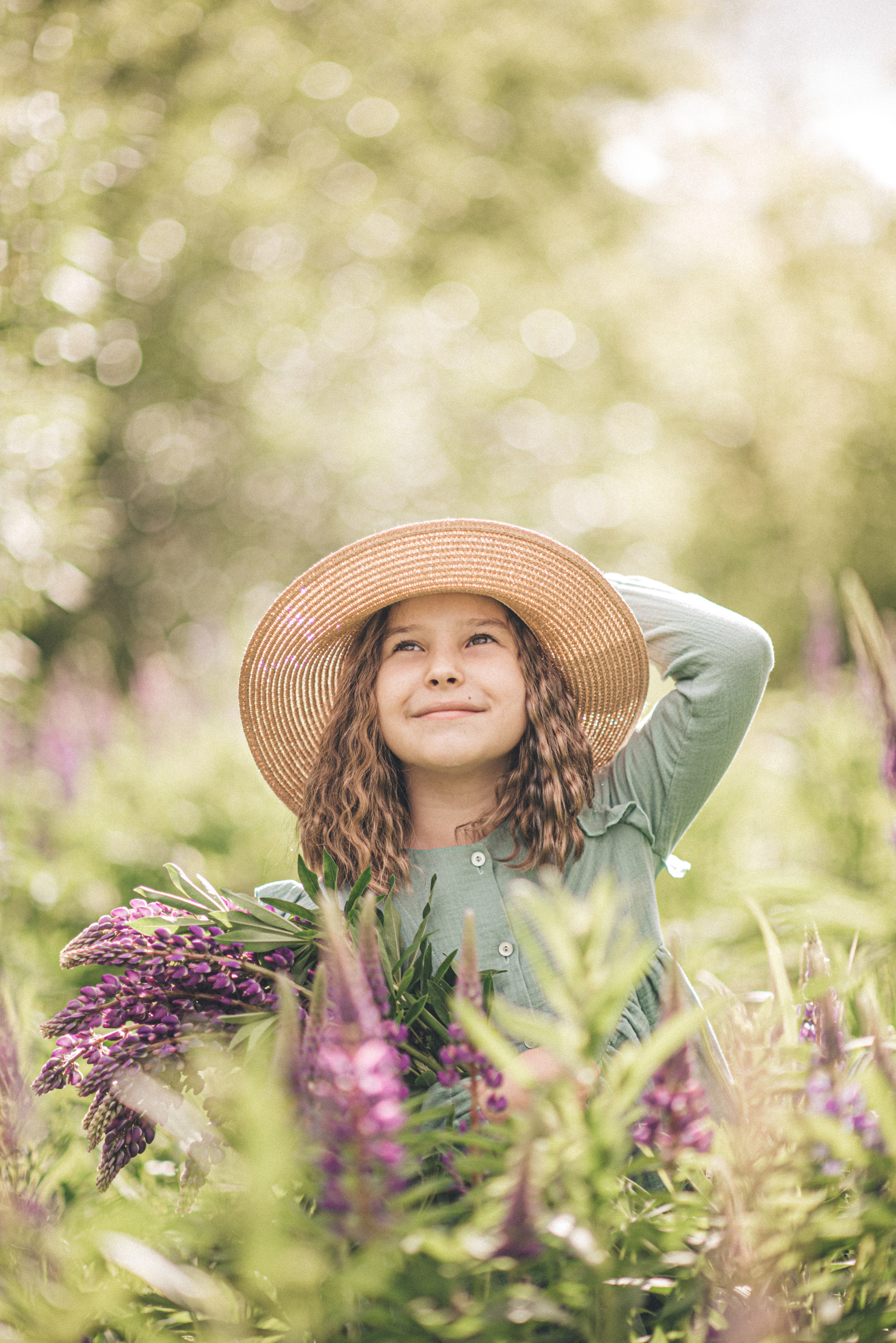 Прекрасная Ева и люпины. Семейный и детский фотограф в Новосибирске Доронина Ольга
