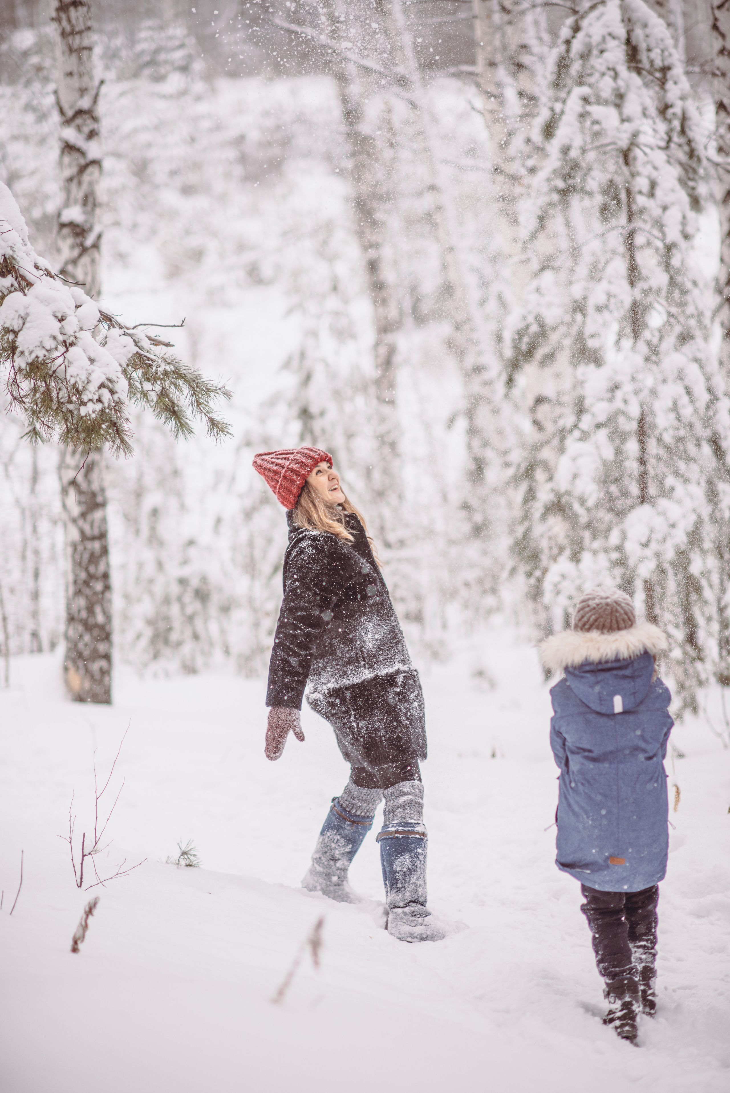 Зимняя прогулка в лесу. Семейный и детский фотограф в Новосибирске Доронина Ольга