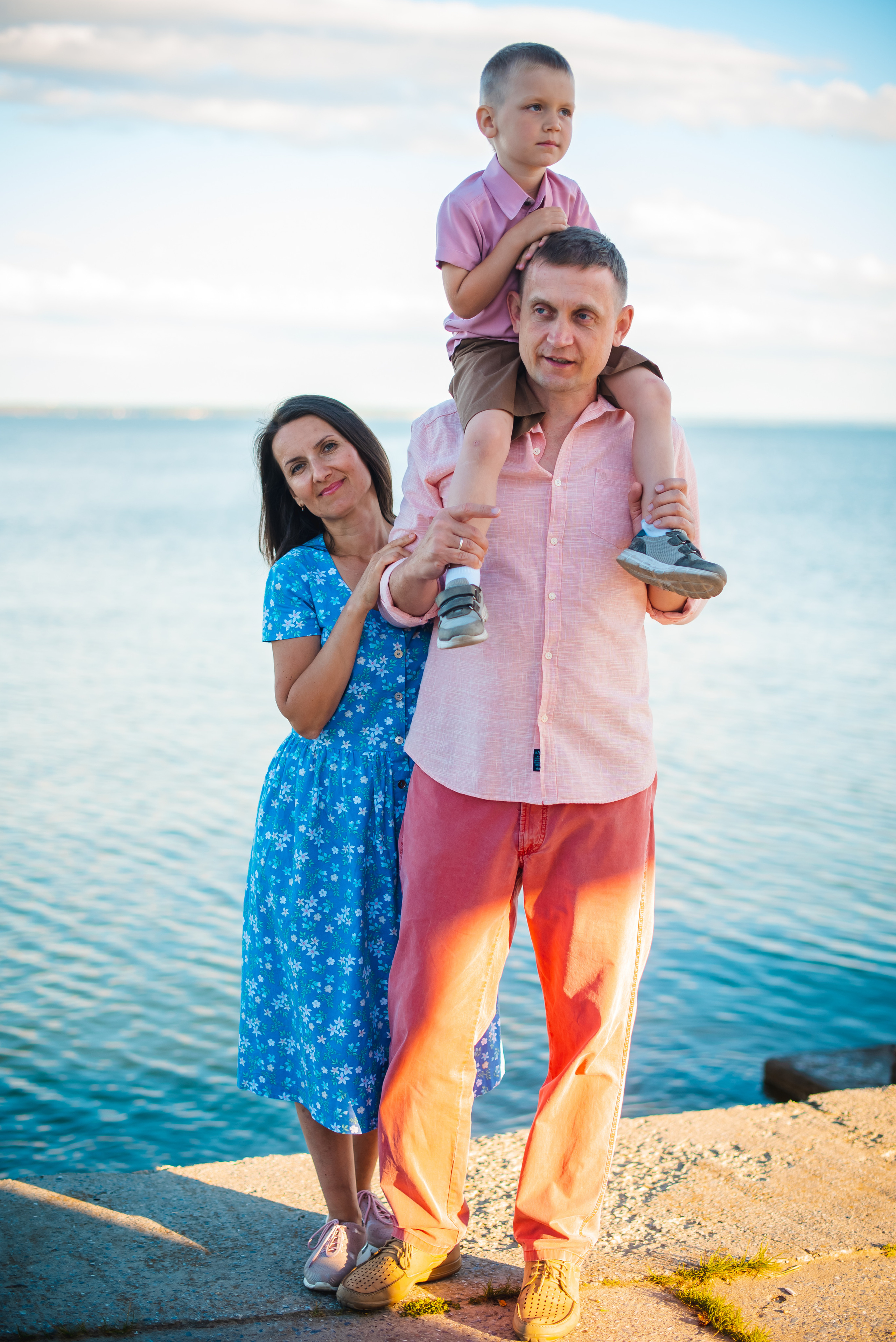 Летний вечер. Татьяна, Денис и Давид. Семейный и детский фотограф в Новосибирске Доронина Ольга