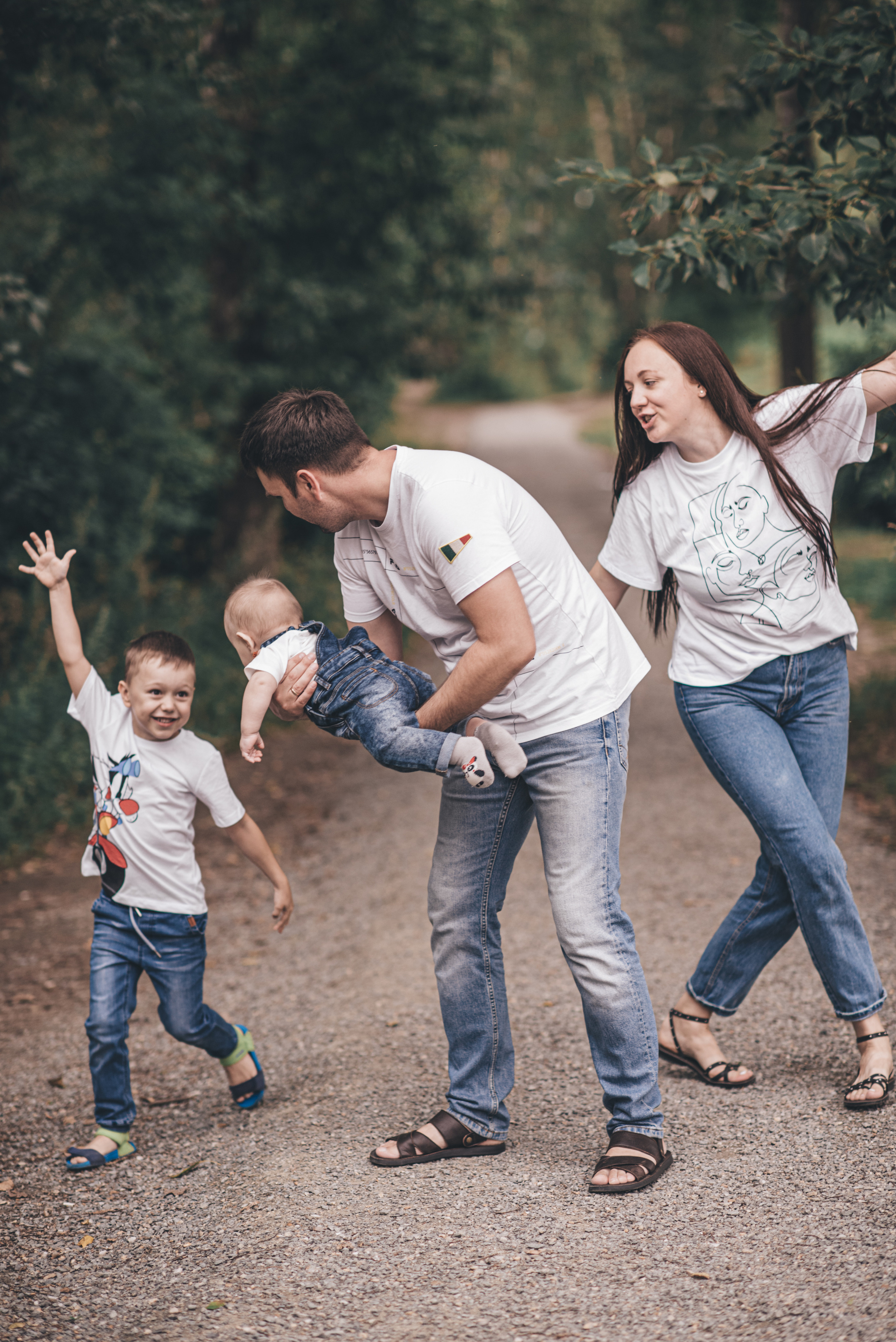Прогулки за домом. Семейный и детский фотограф в Новосибирске Доронина Ольга