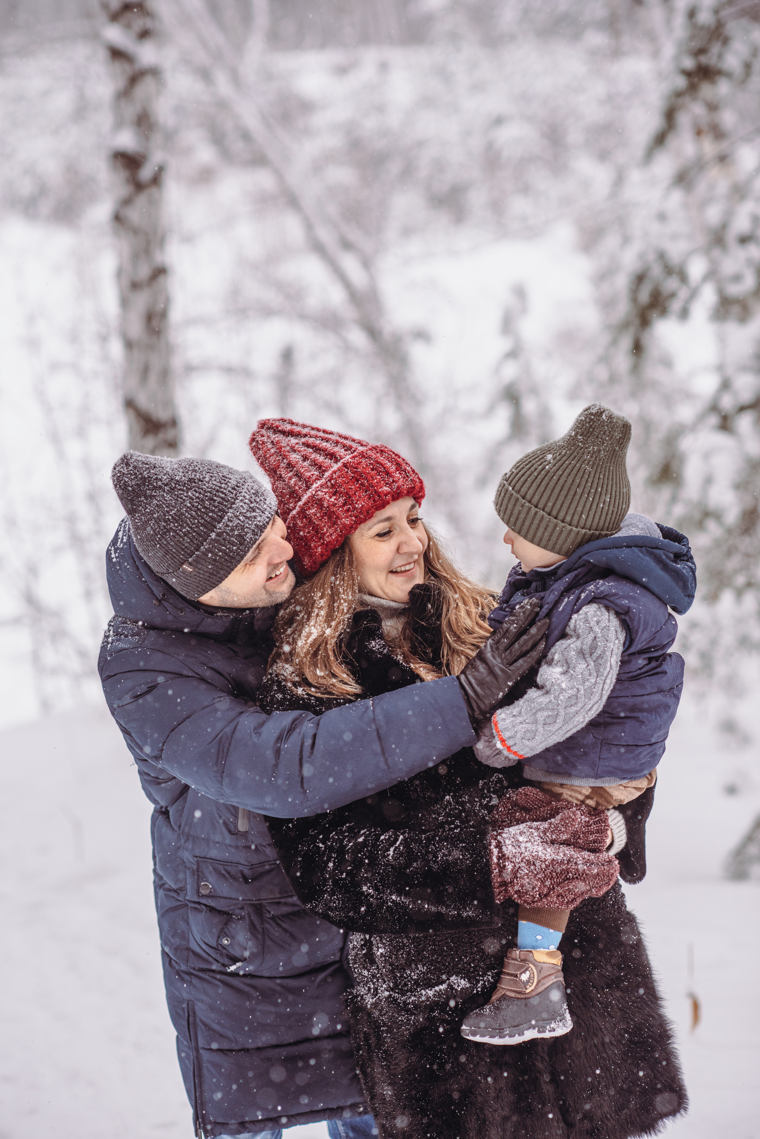 Зимняя прогулка в лесу. Семейный и детский фотограф в Новосибирске Доронина Ольга
