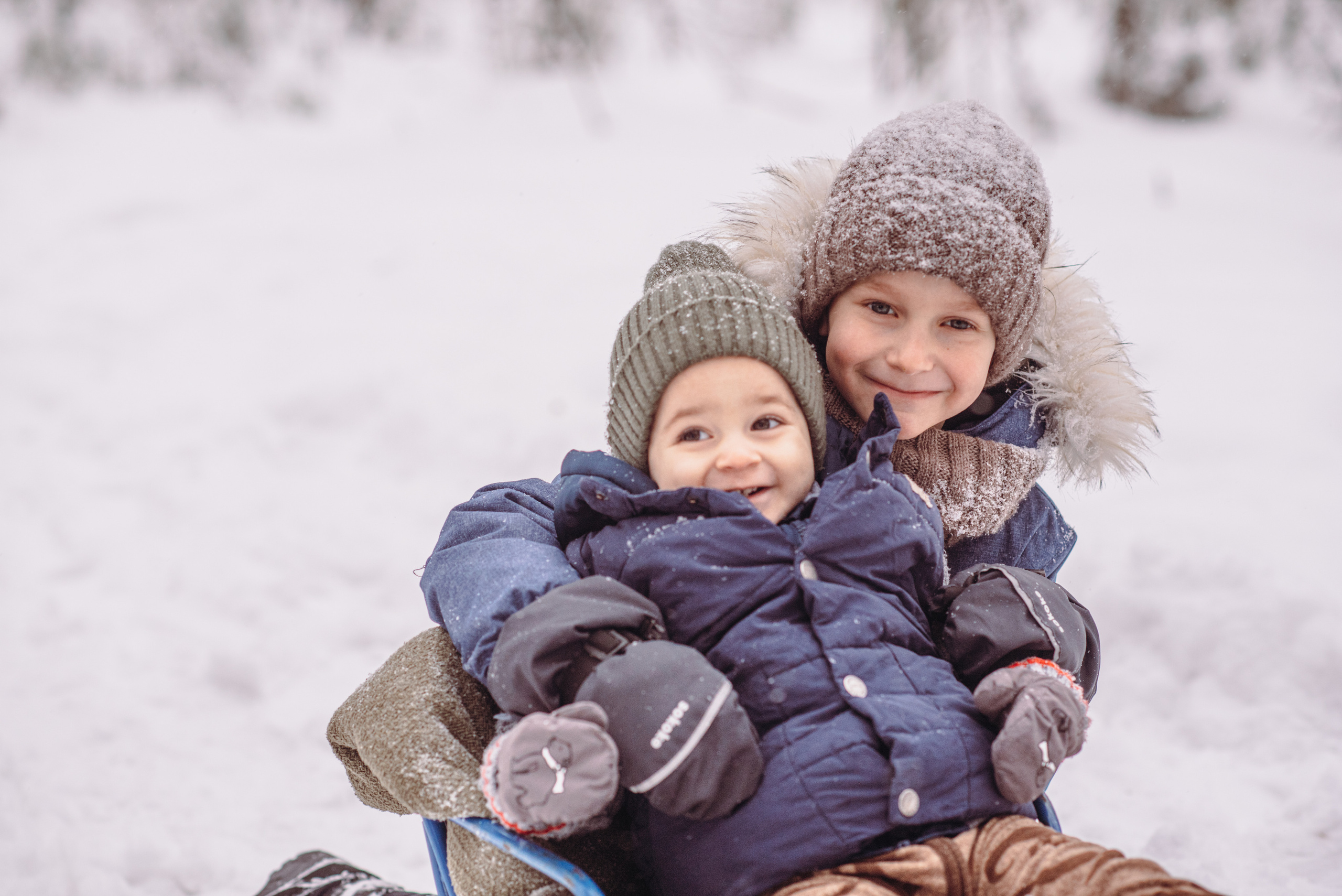 Зимняя прогулка в лесу. Семейный и детский фотограф в Новосибирске Доронина Ольга