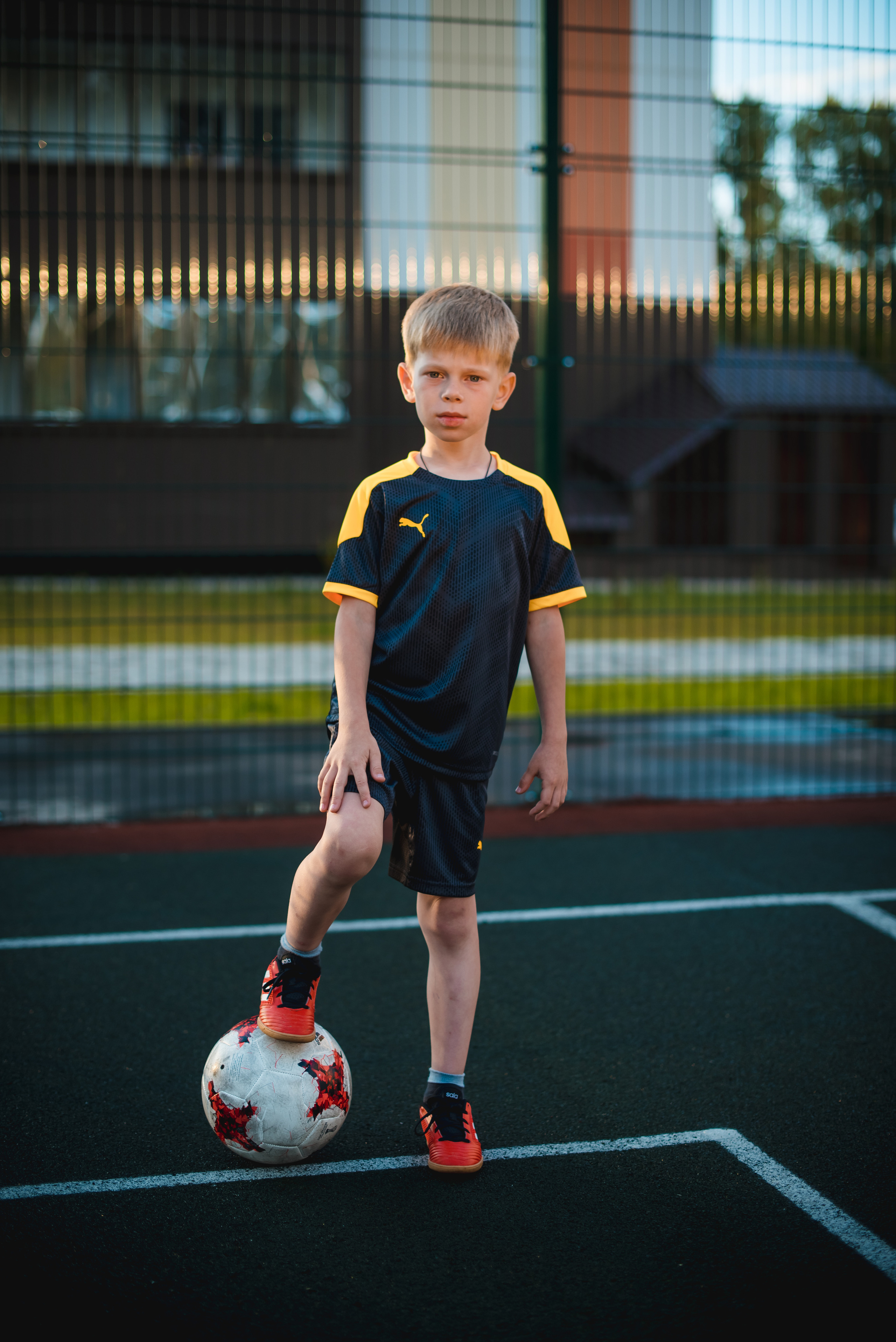 Про футбол во дворе. Семейный и детский фотограф в Новосибирске Доронина Ольга