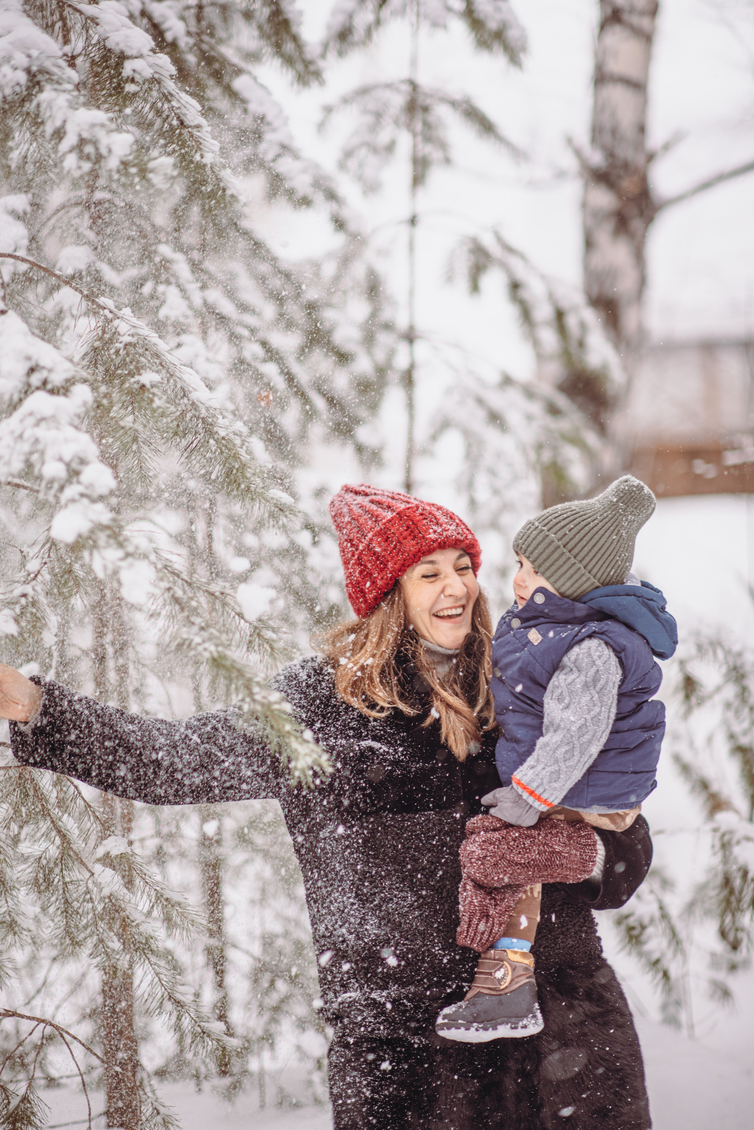 Зимняя прогулка в лесу. Семейный и детский фотограф в Новосибирске Доронина Ольга