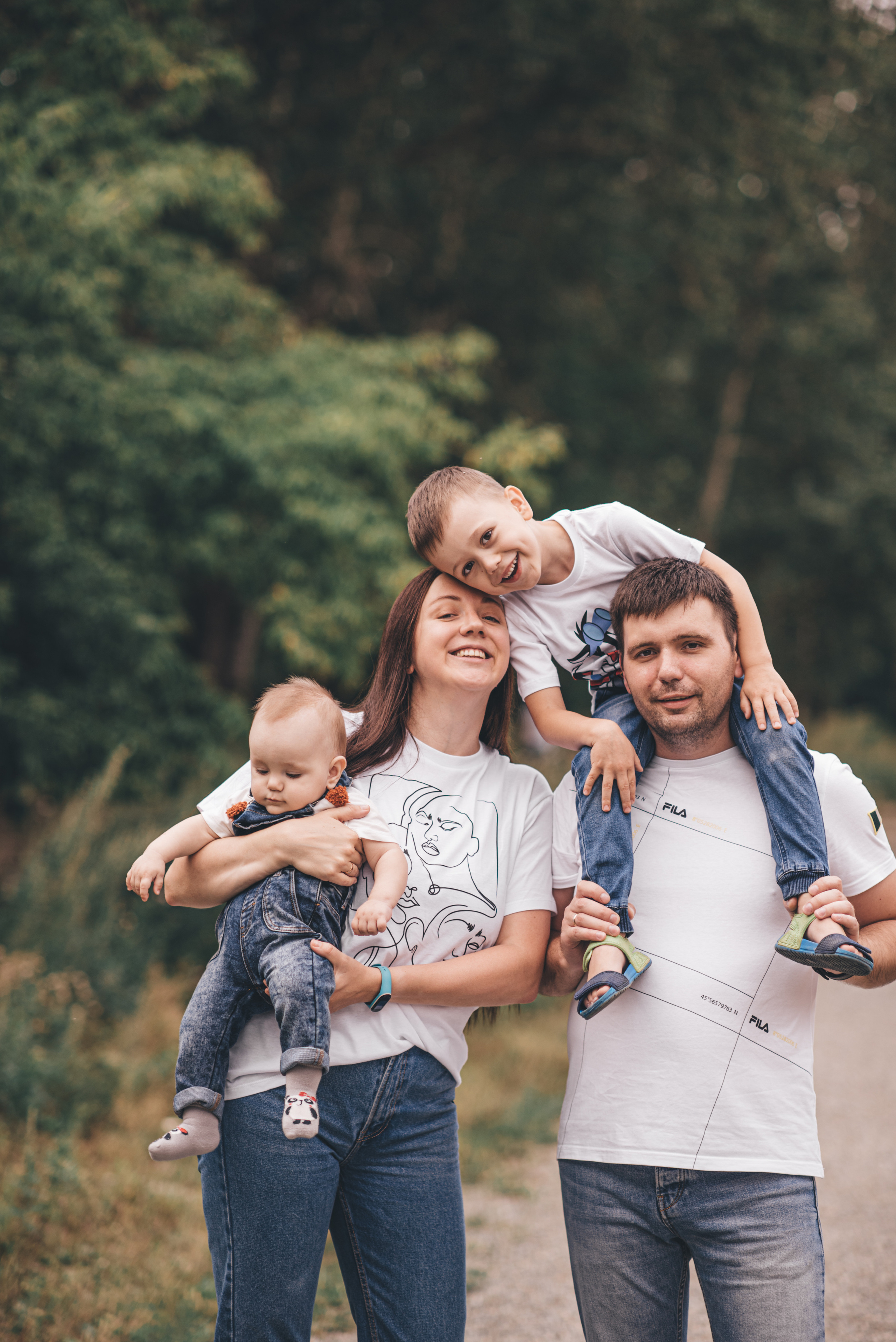Прогулки за домом. Семейный и детский фотограф в Новосибирске Доронина Ольга
