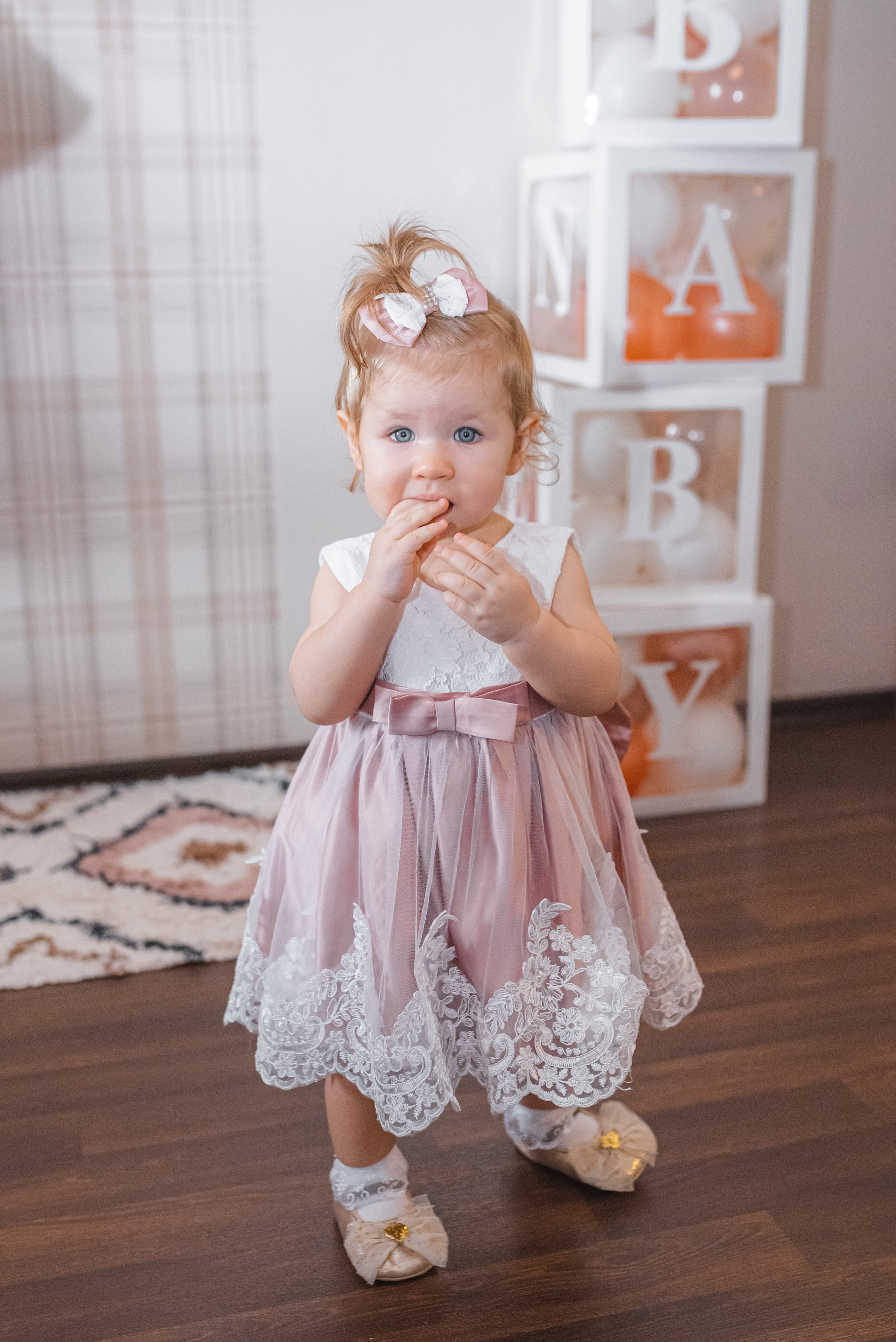 Полине годик. Семейный и детский фотограф в Новосибирске Доронина Ольга