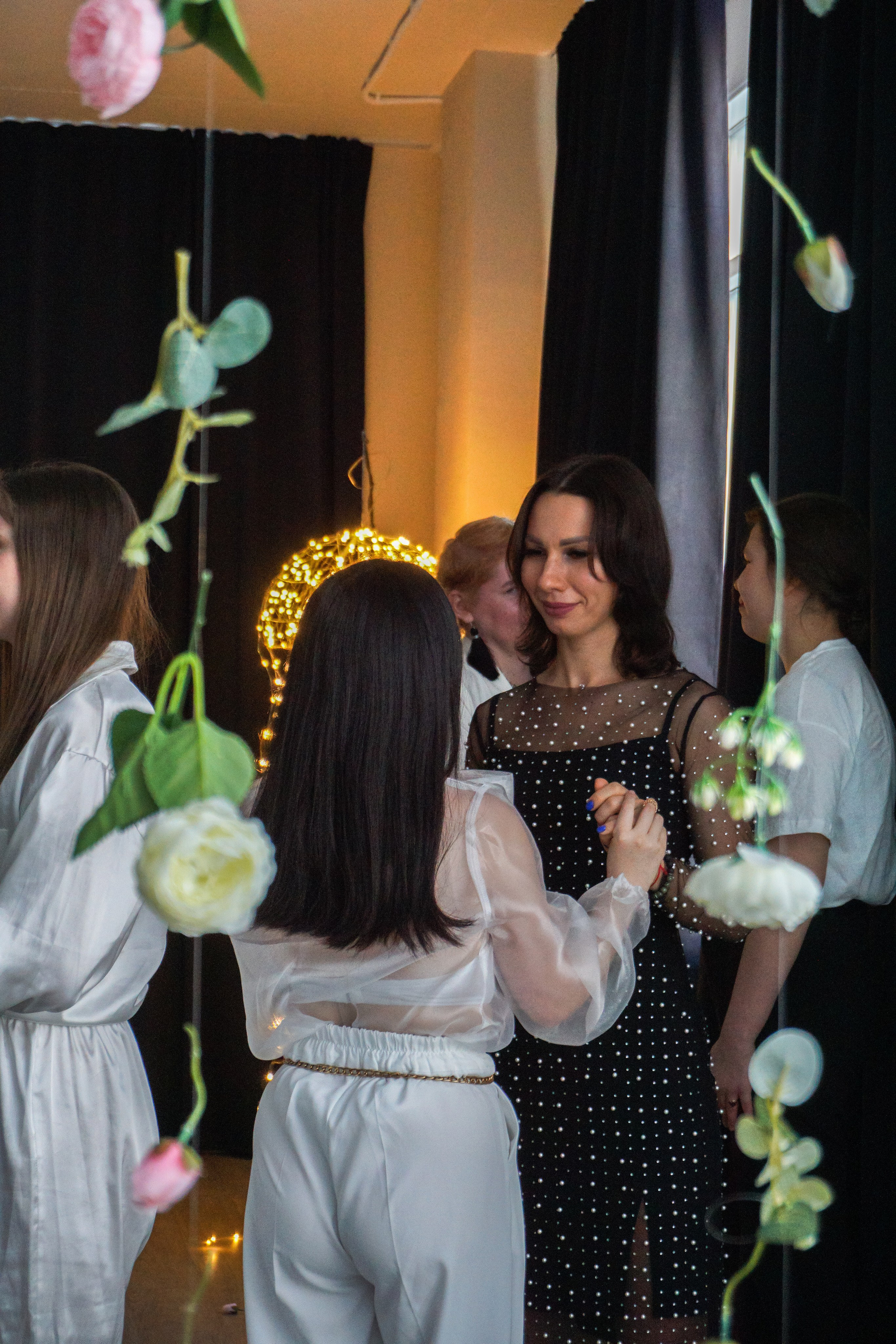 Женское мероприятие. Фотограф