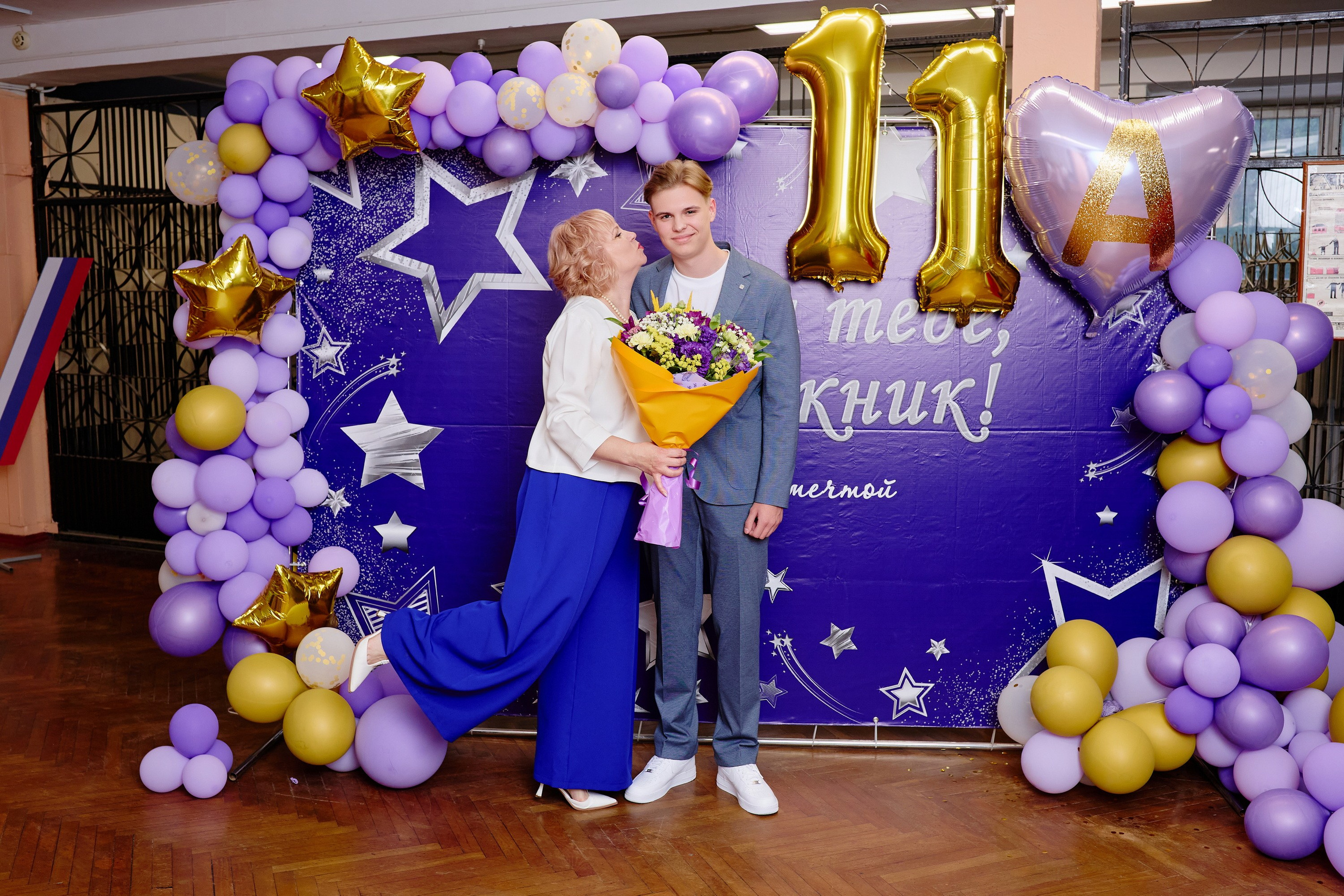 Выпускной 35 Сош. Фотограф Выпускные альбомы Таганрог Сергей Коробченко