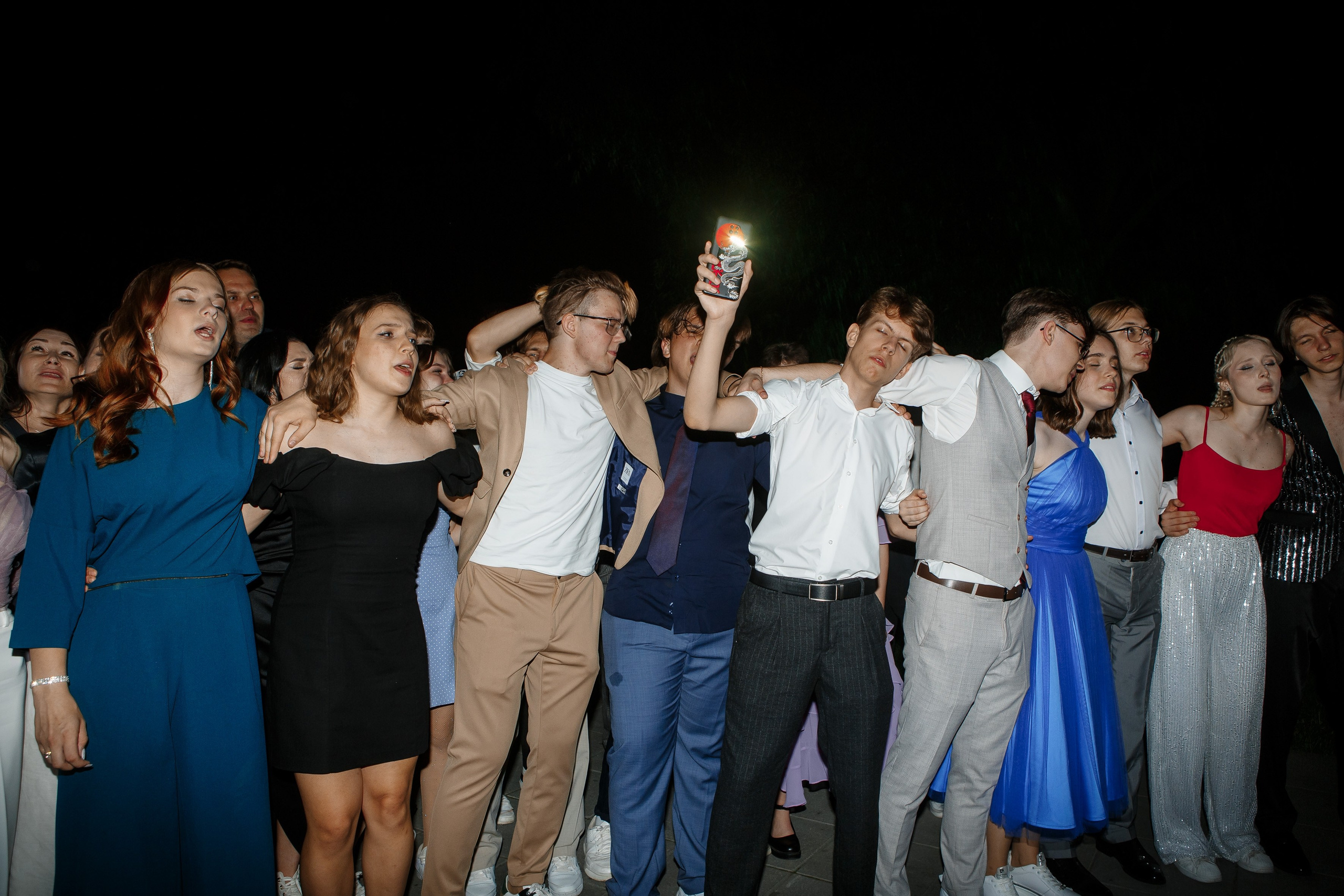 Выпускной Гимназия 12 2024 OpenHouse. Свадебный и портретный Фотограф в Липецке Дмитрий Котюков