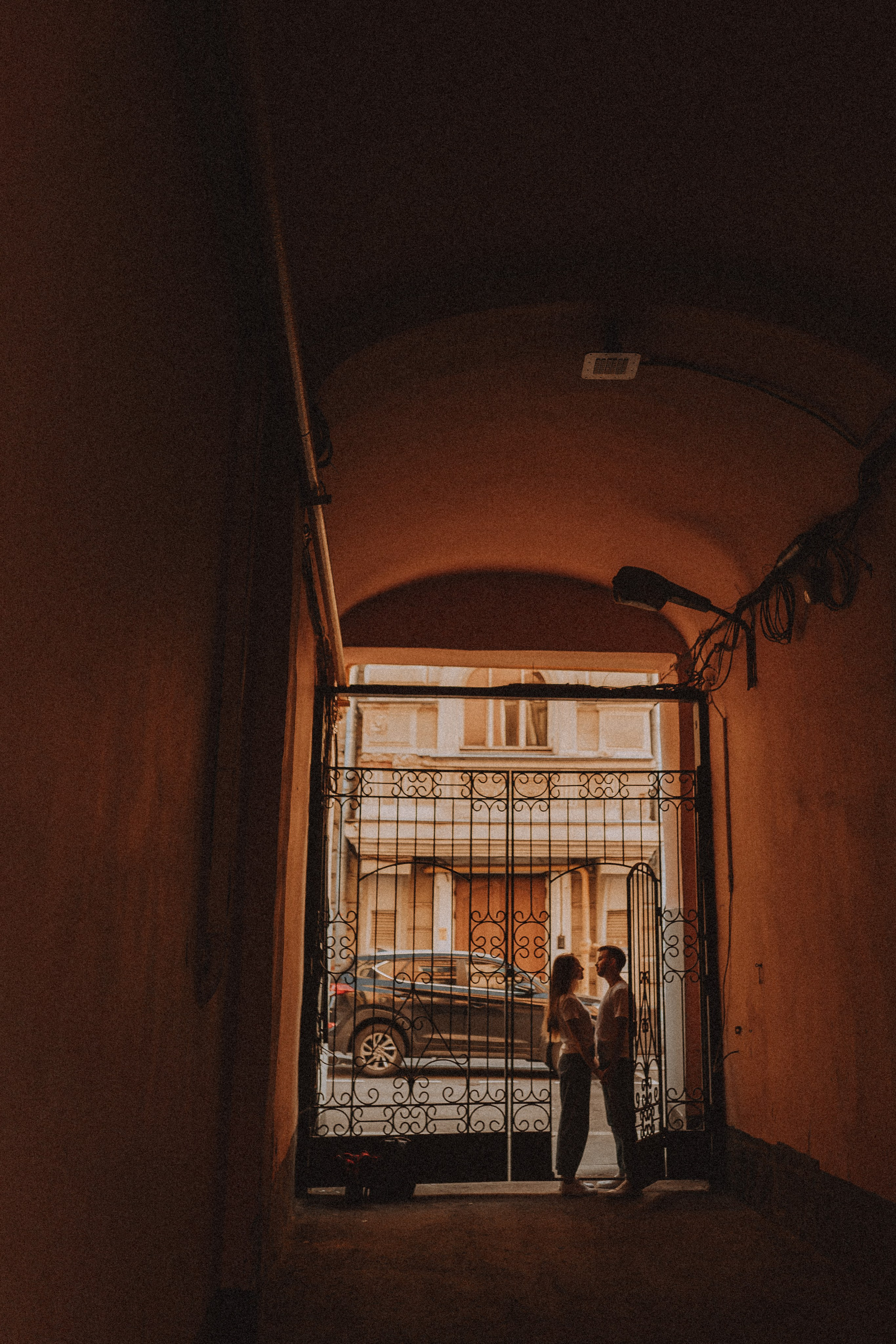 Двое в центре города. Семейный и свадебный фотограф в Москве Оксана Гапеева