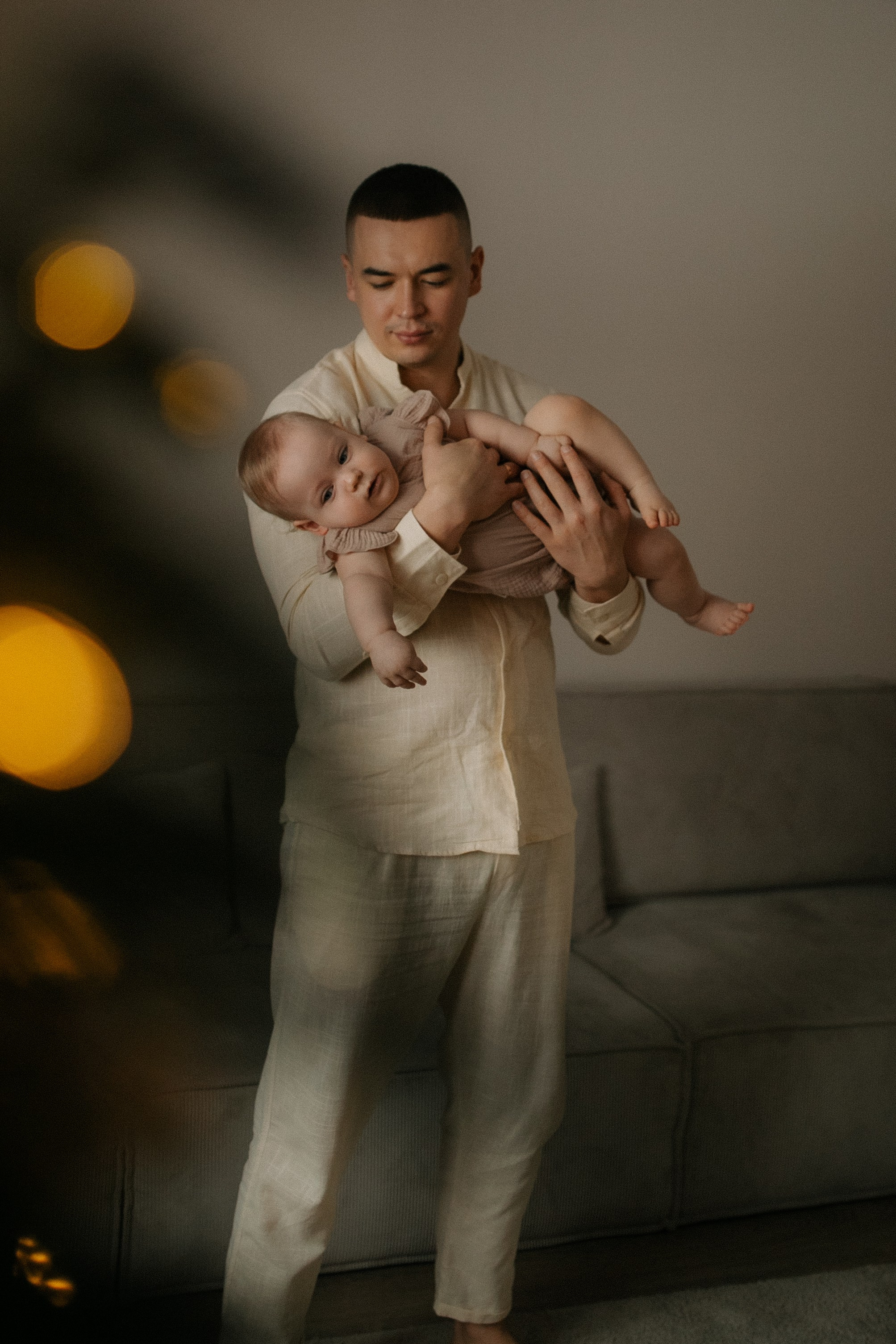 Денис, Юля и крошка Варвара. Семейный фотограф в Москве и Люберцах Юлия Гуськова