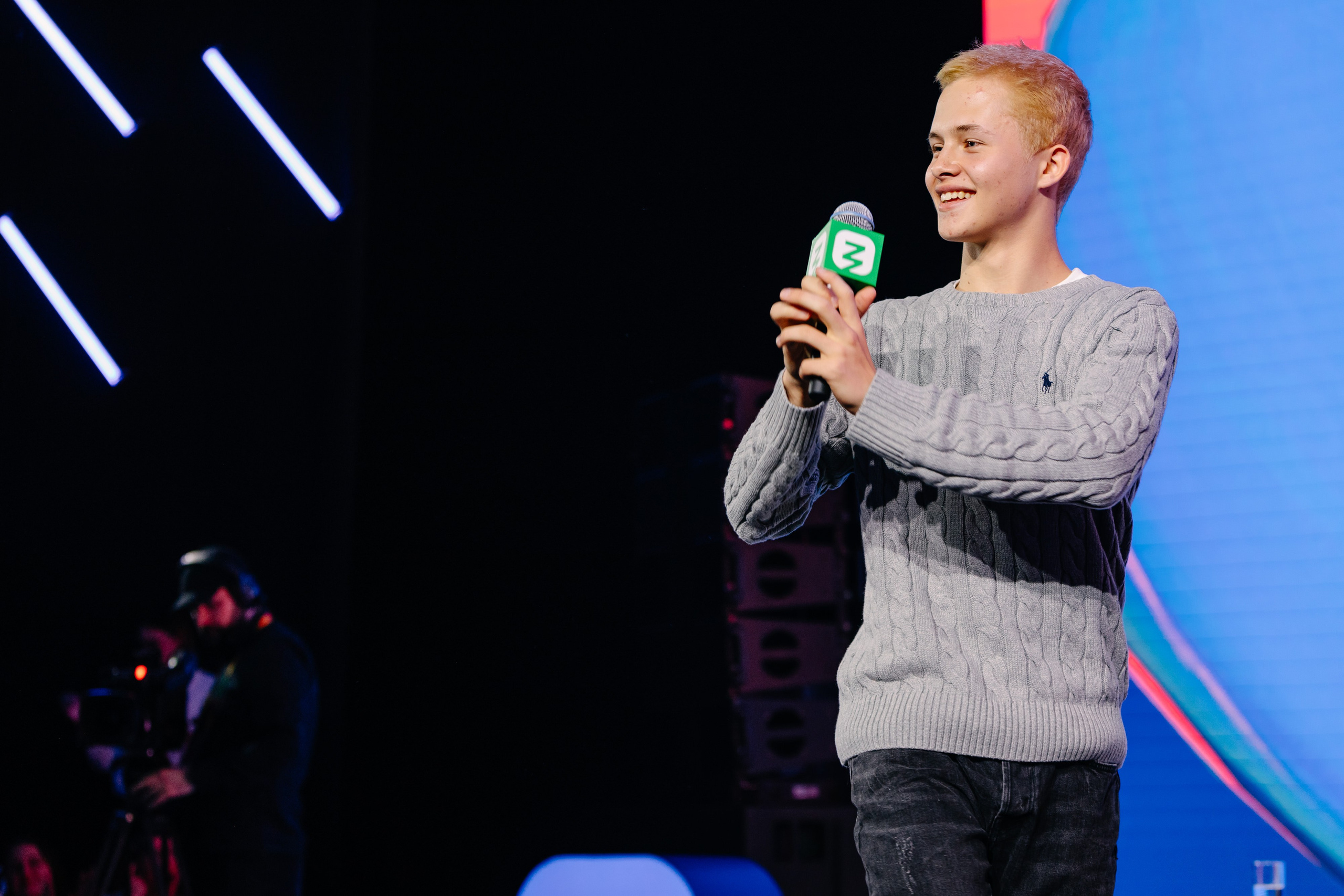 Всемирный фестиваль молодёжи 2024 в России. Репортажный фотограф в Москве, Сочи и Санкт-Петербурге