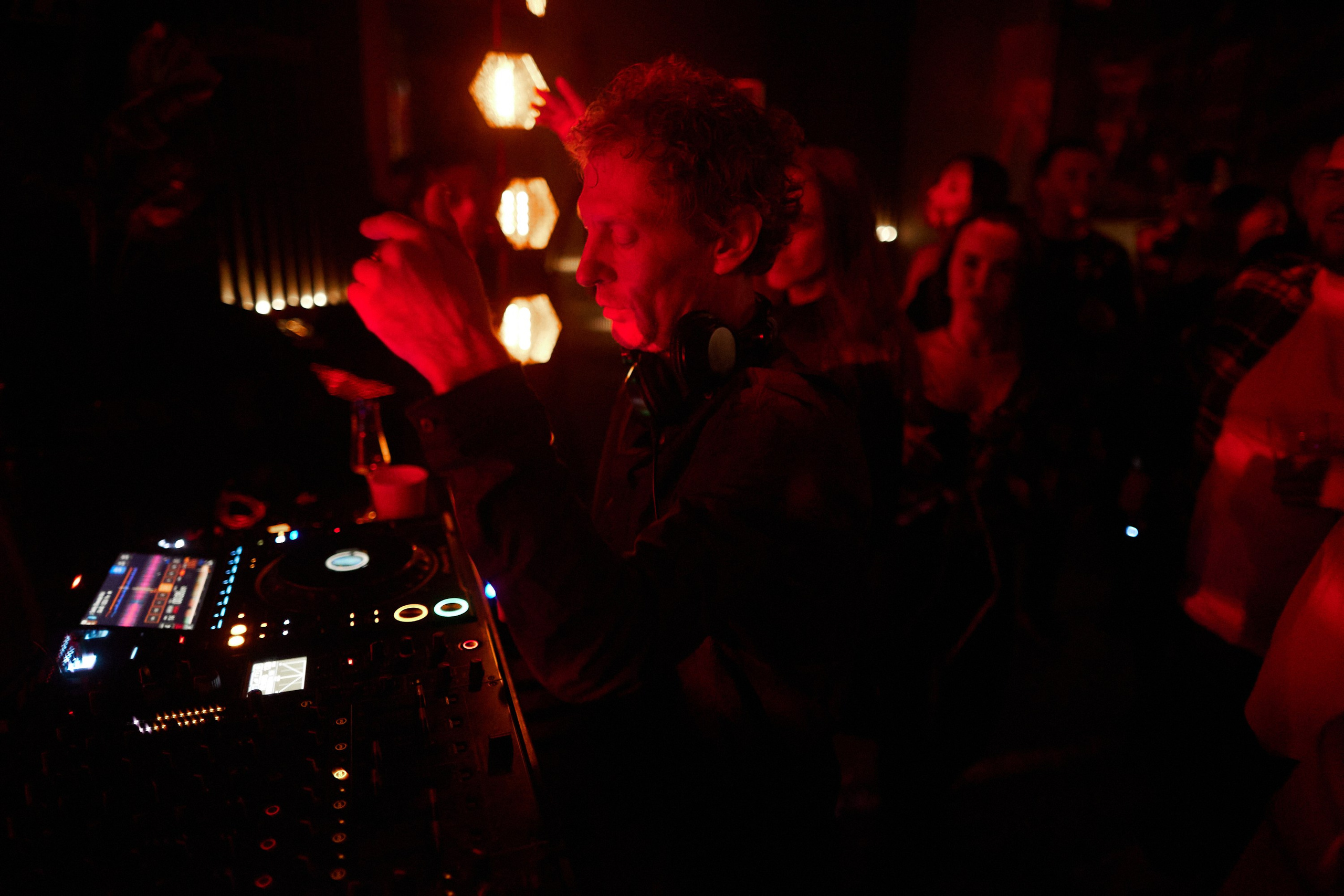 Dj Nils в Сочи. RetroChic Фото