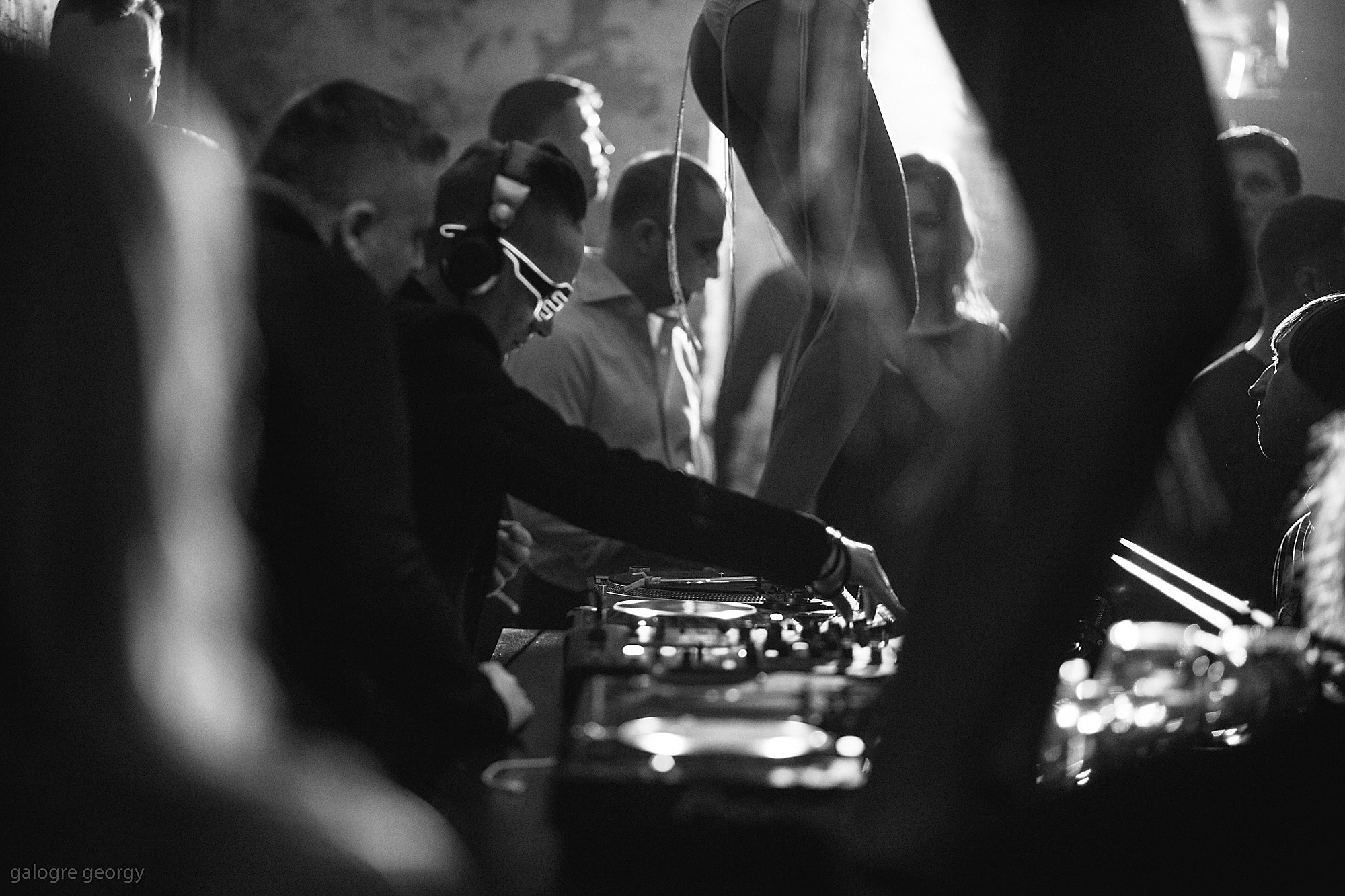 Питер Архив Zinger Dj list. RetroChic Фото