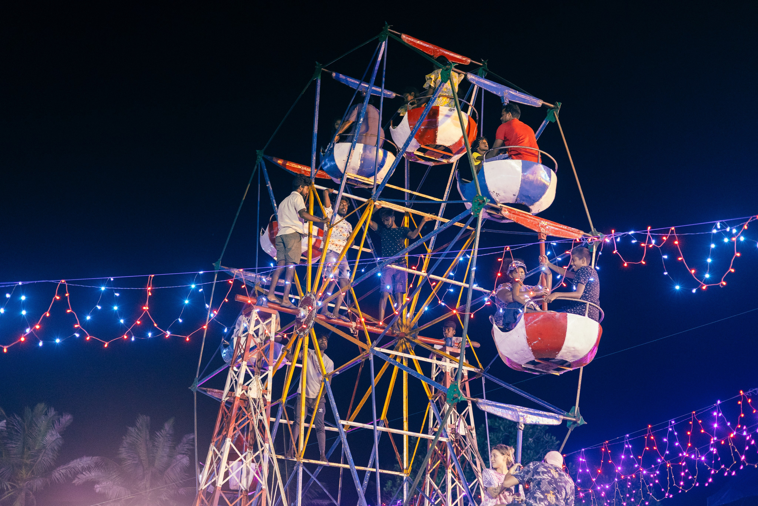 Vesak Poya 2023. Photographer Sonkina Tatiana (Tanya Ash)