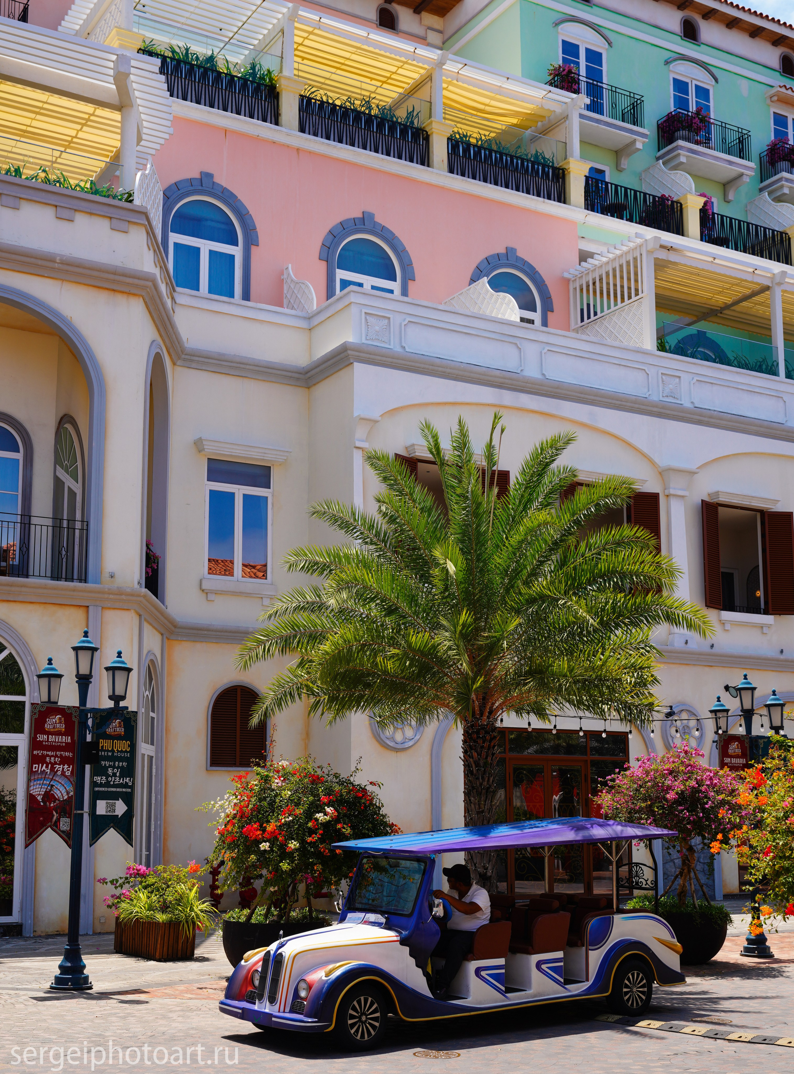 Sunset Town Остров Фукуок. Фотограф Сергей Кишкель Дананг Нячанг Фукуок