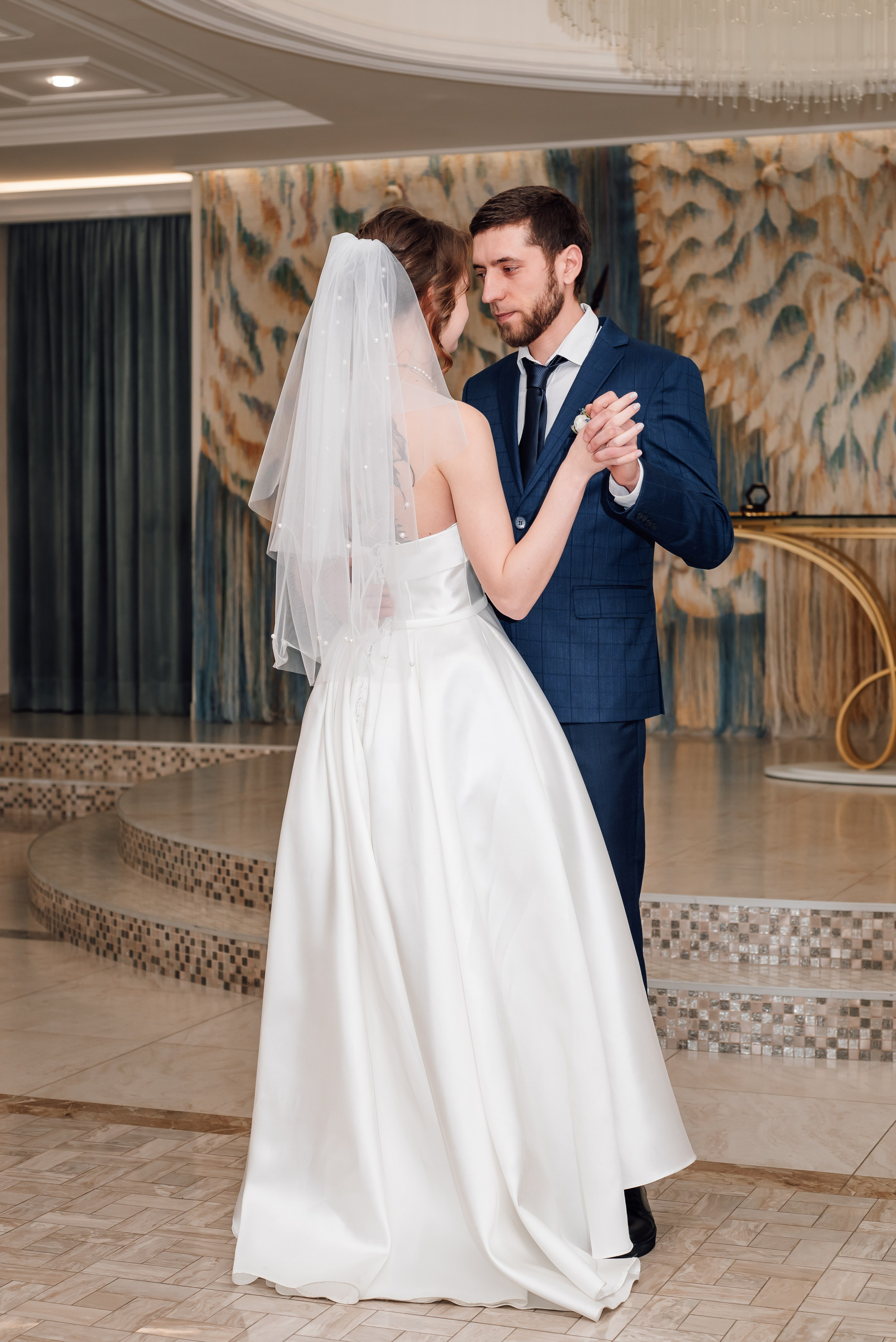 Свадьбы: ЗАГС. Фотограф Вероника Чермных