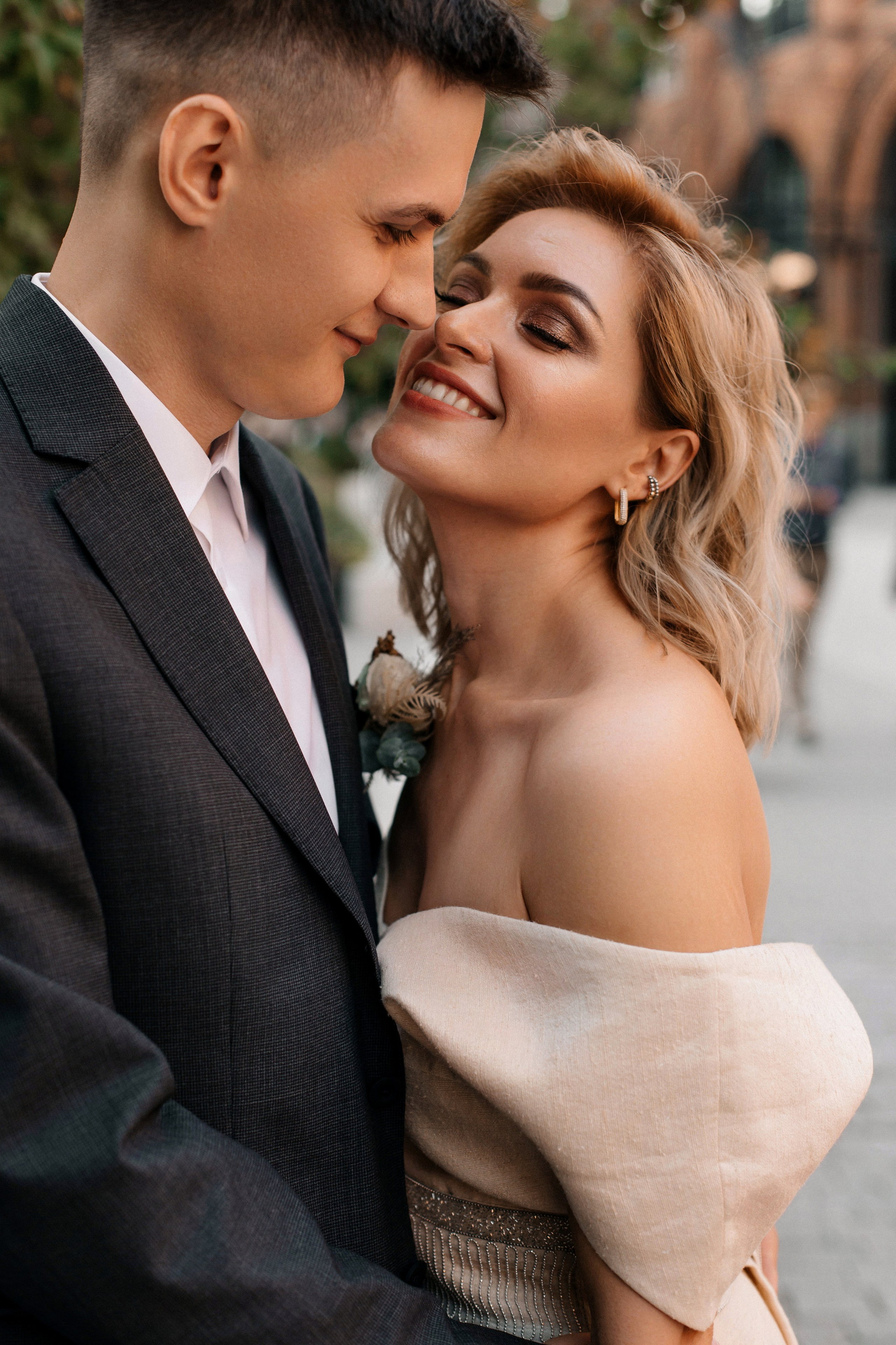 Свадьба для двоих с прогулкой в Выборге. Свадебный фотограф в Санкт-Петербурге Вика Стукачева