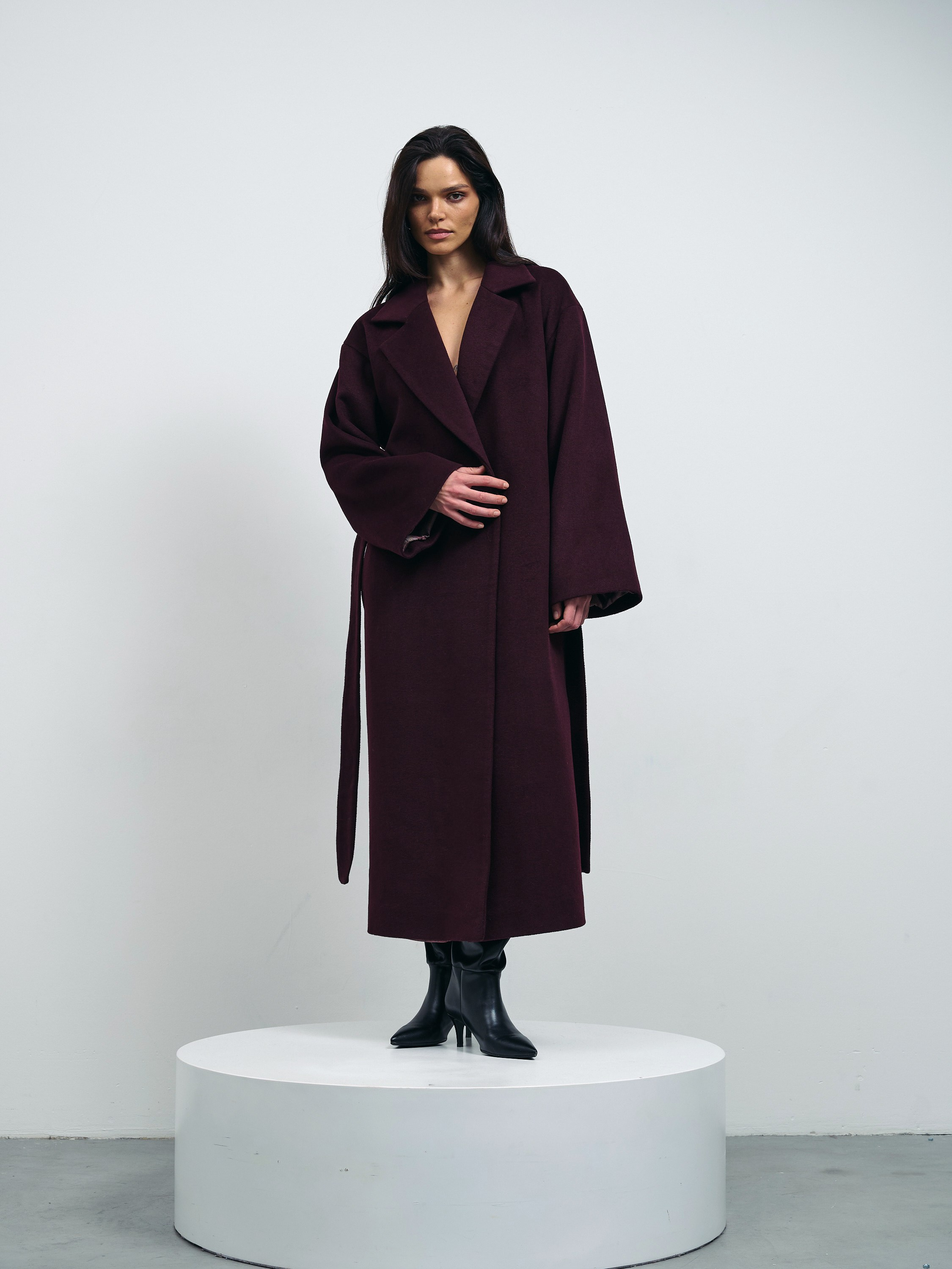 Лукбук для бренда Sheily. Фотограф для брендов в Москве Ксения Чупрунова