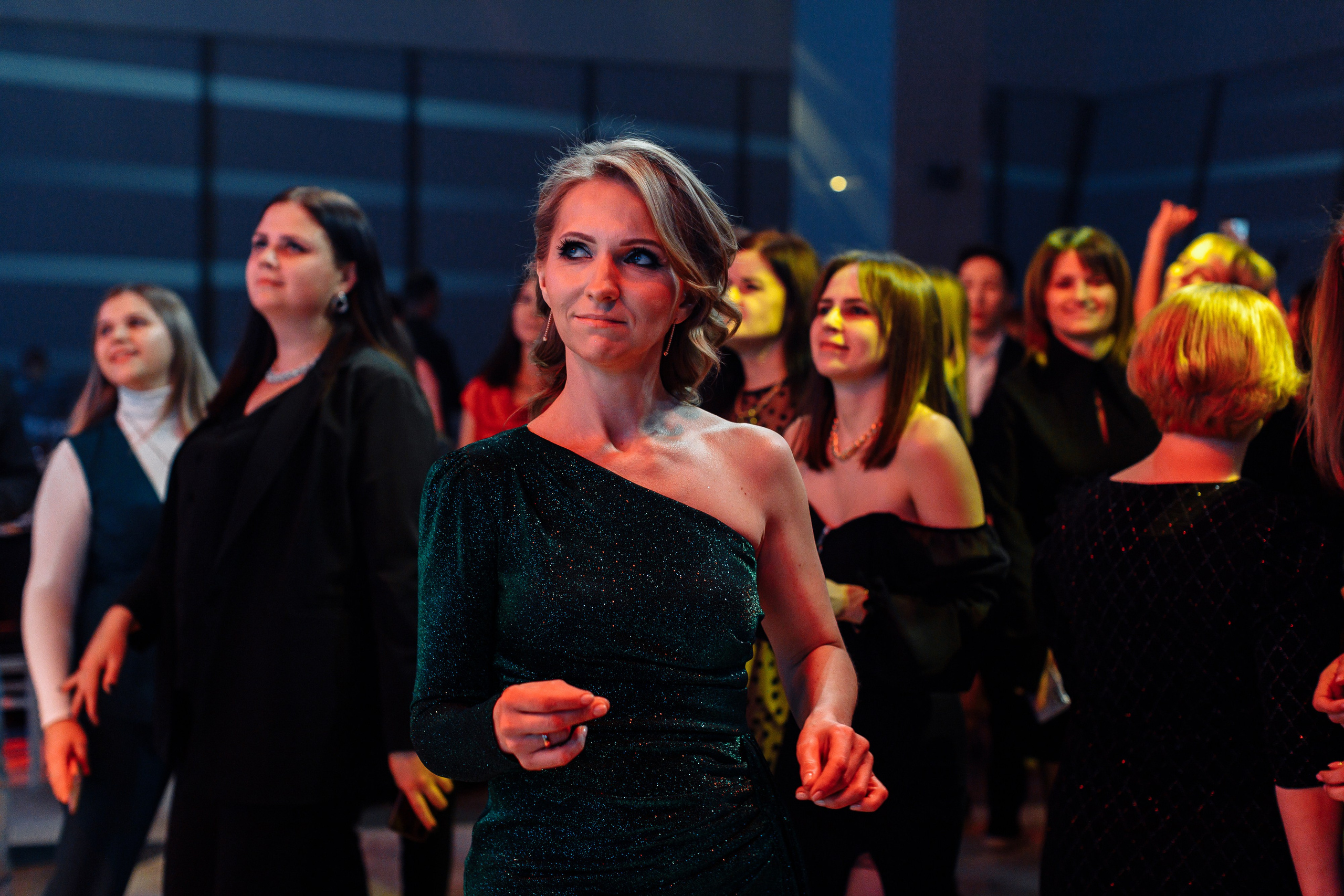 Корпоратив ПолСтраны. Свадебный и портретный фотограф в Королёве Сергей Чихарев