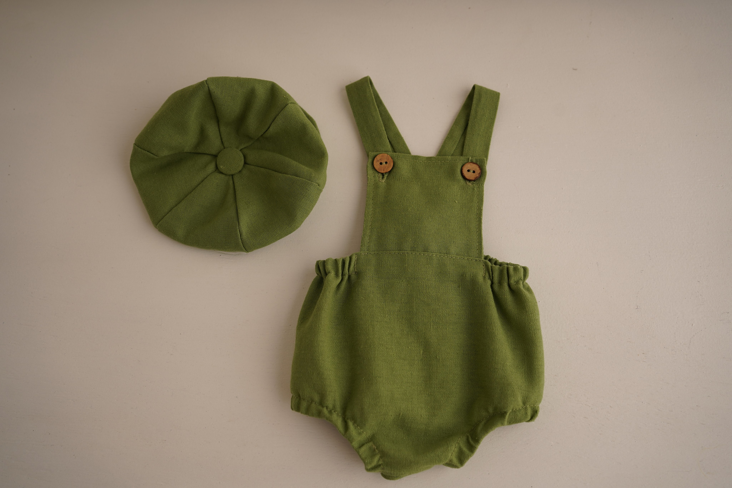 С рождения до месяца.