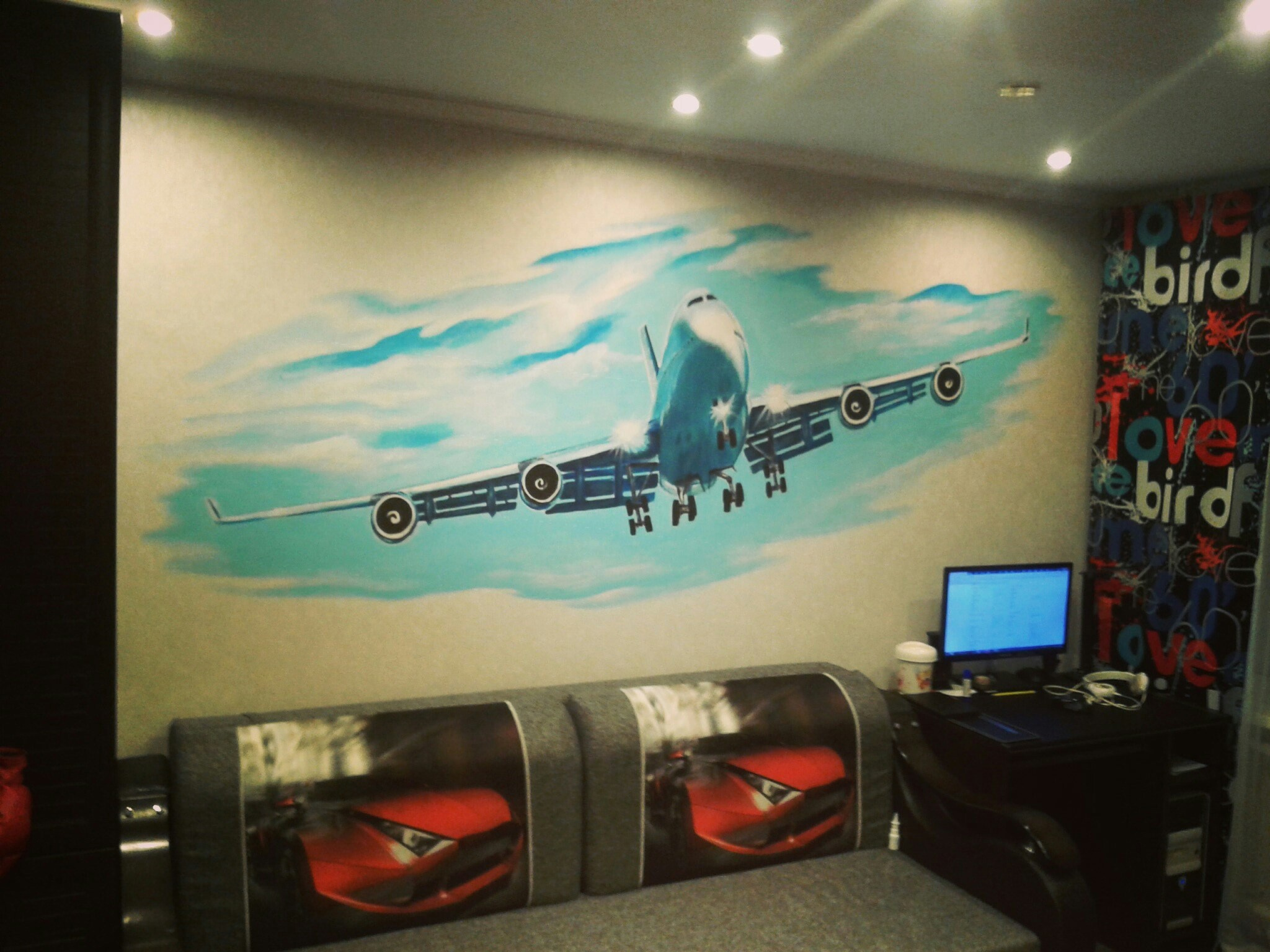 Роспись стен. Яр Панов Арт.Картины, татуировки, роспись стен и одежды в Москве