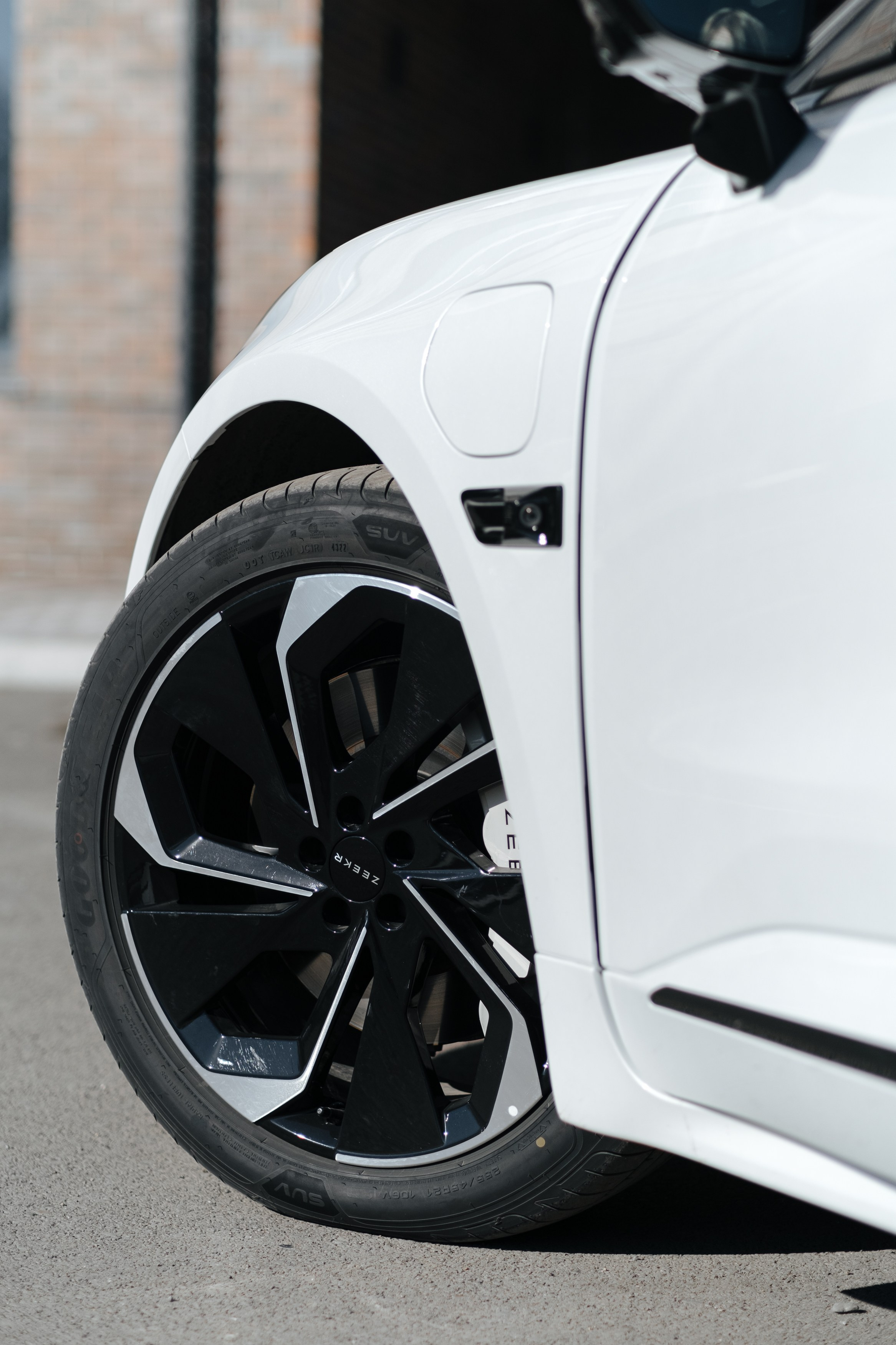 ZEEKR 001. Фуд и предметный фотограф Виталий Морозов г. Москва