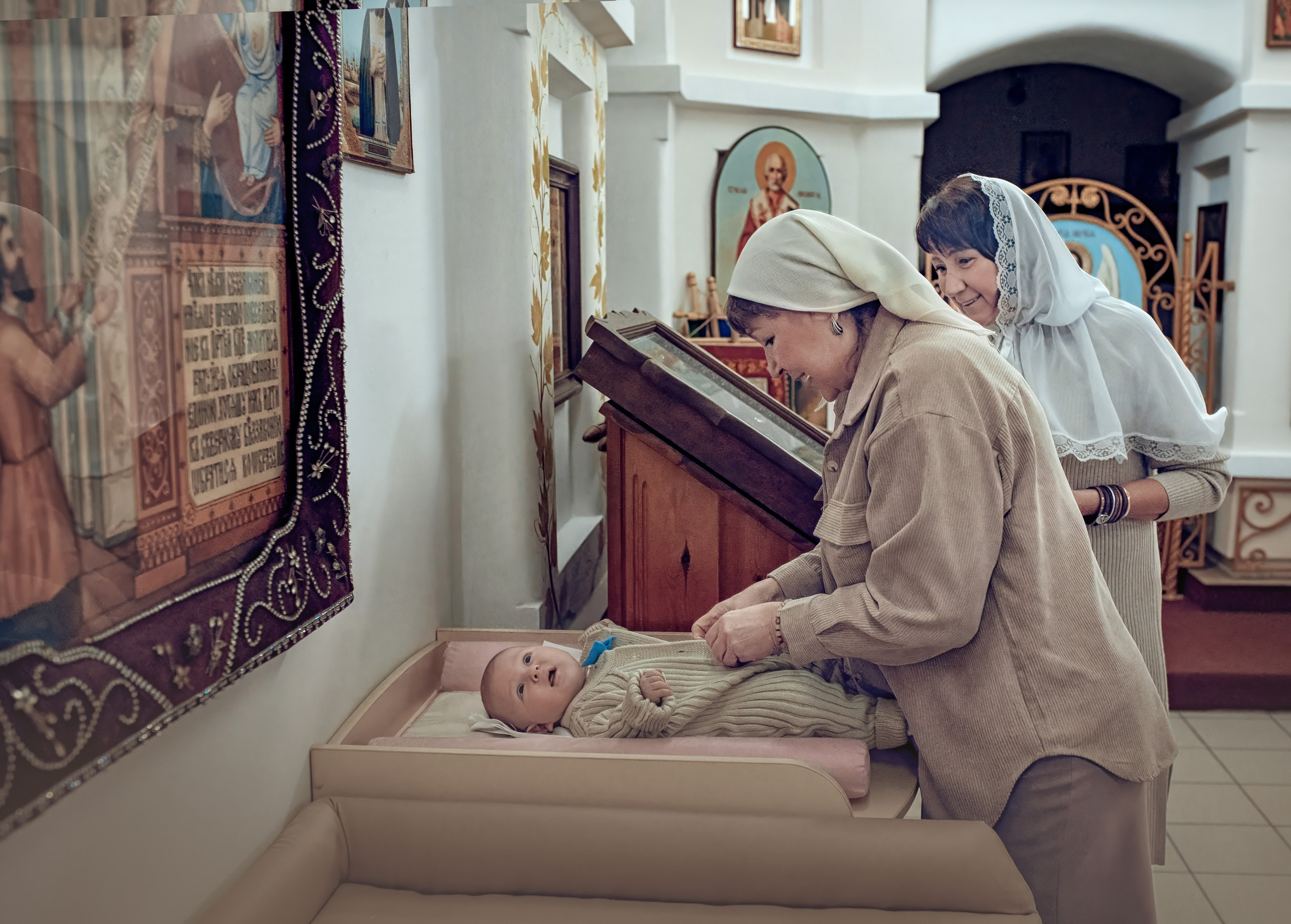 Фотограф крещение Красноярск. Фотограф на крещение в Красноярске. Крещение Красноярск. Крестины Красноярск. Фотографы крещения/венчания  Красноярск Татьяна и Вячеслав Переваловы