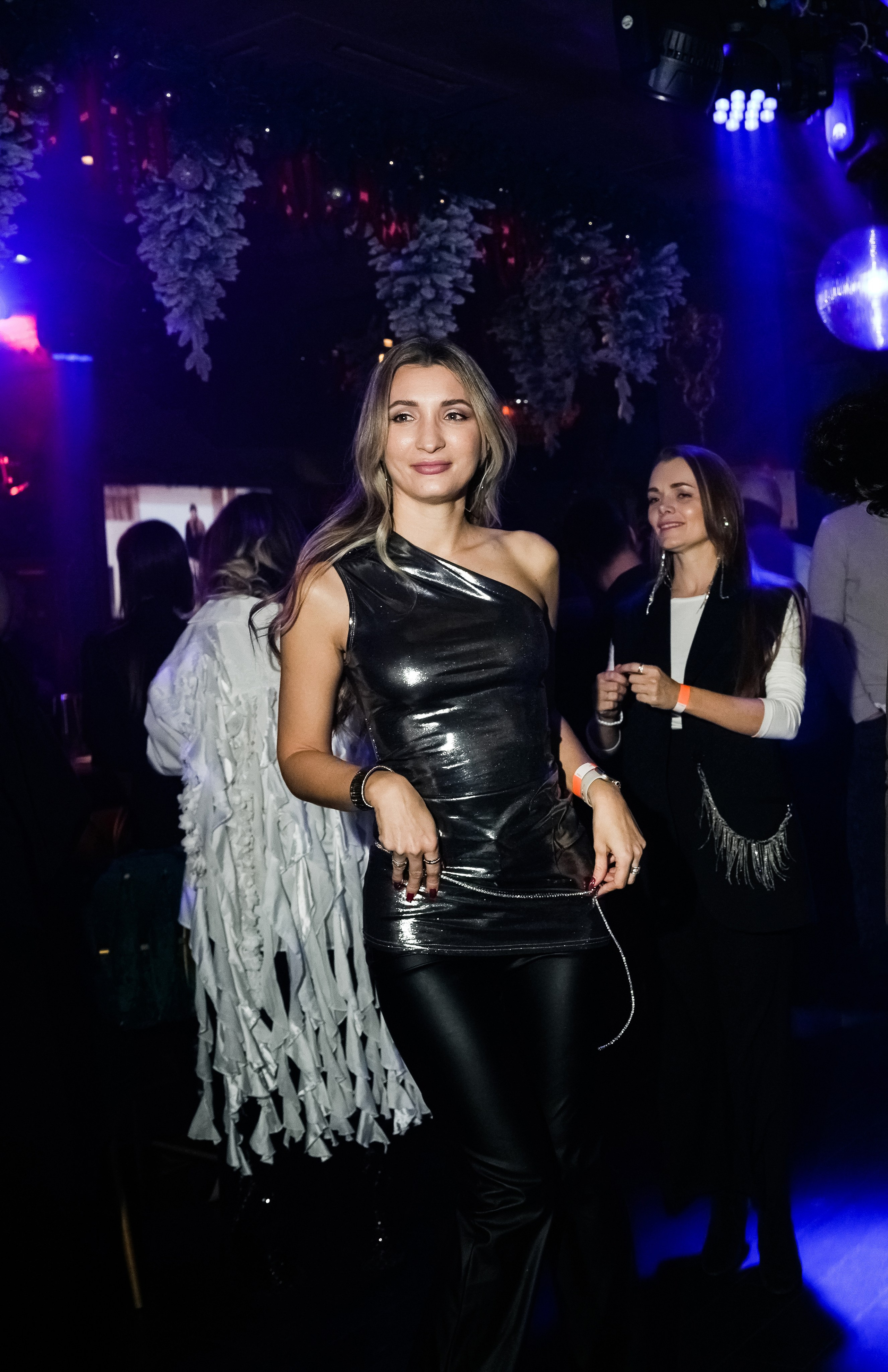 EVENT-туса в караоке. Свадебный фотограф и видеограф в Ростове-на-Дону. Максим и Наталья Лебедевы