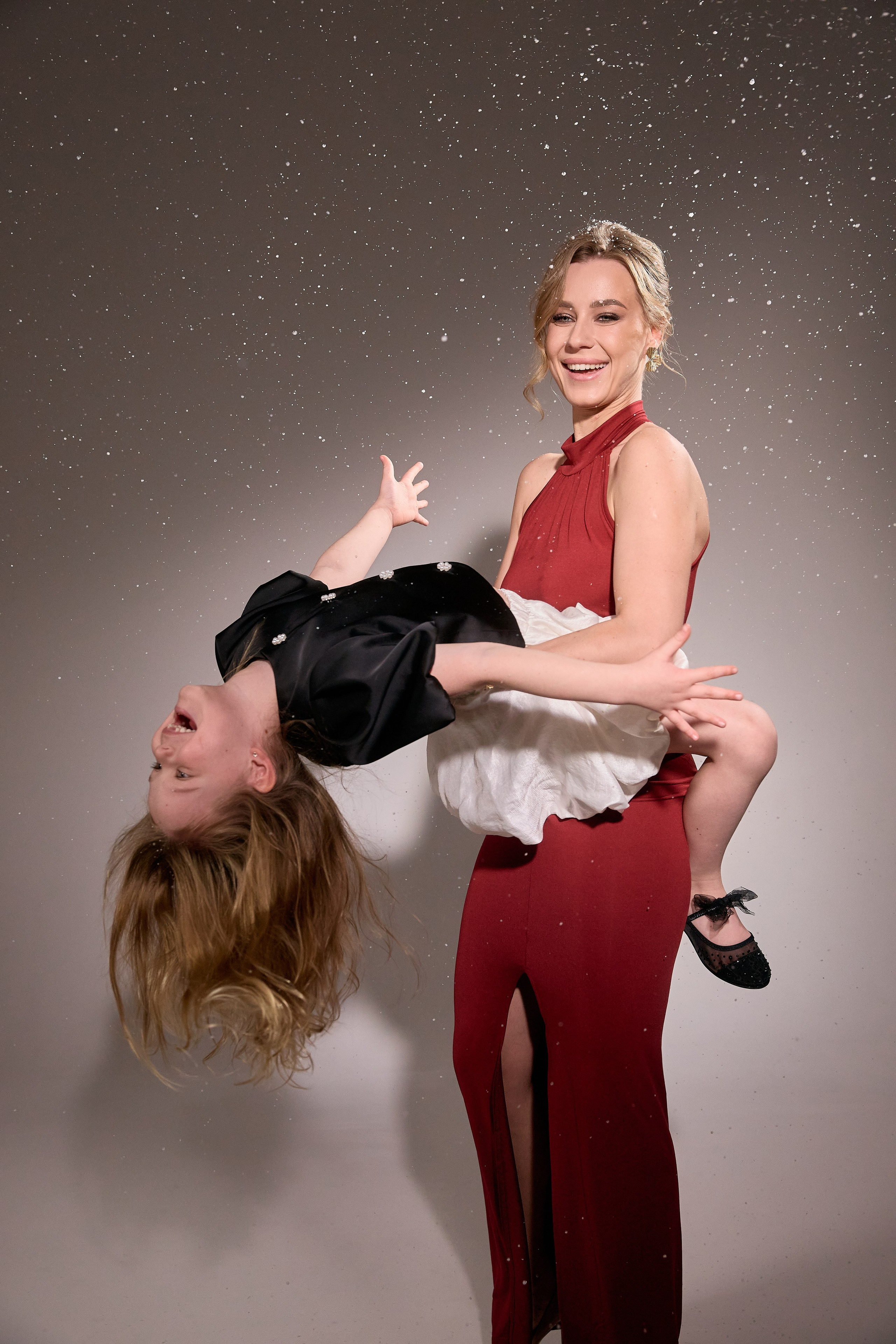 Наталья и Майя. Предметный и репортажный фотограф Алексей Кротов