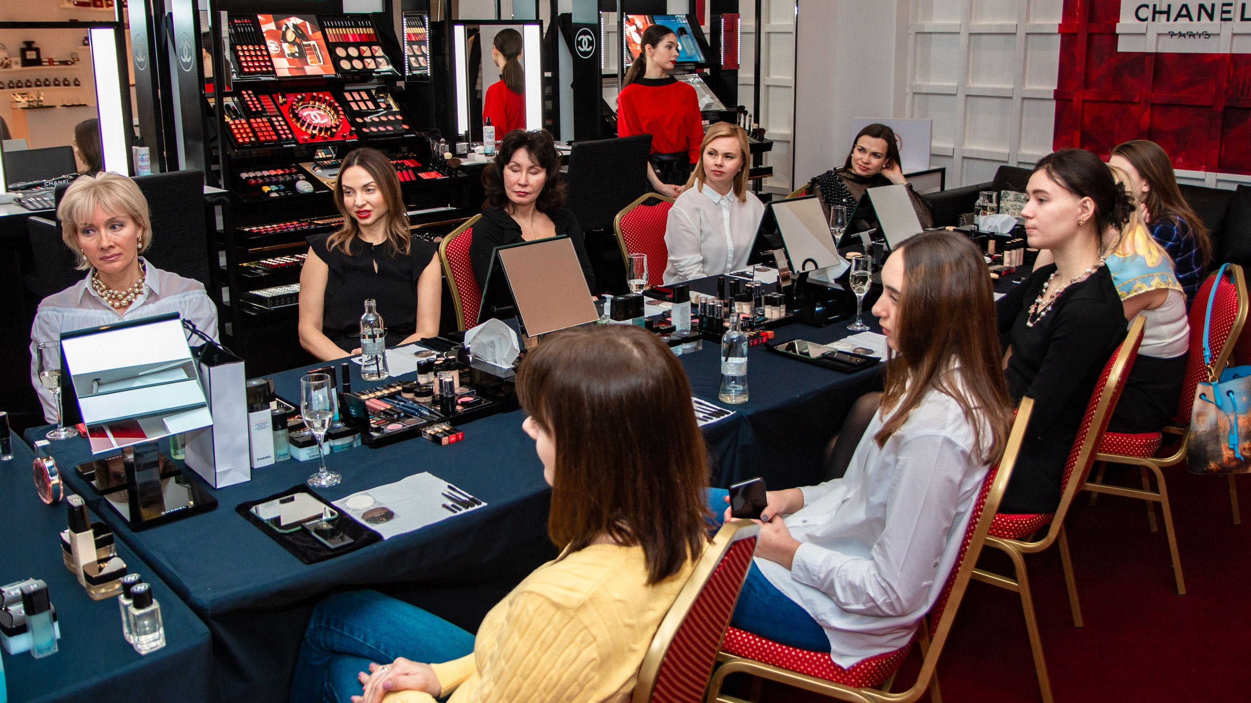 Chanel Екатеринбург. Предметный и репортажный фотограф Алексей Кротов