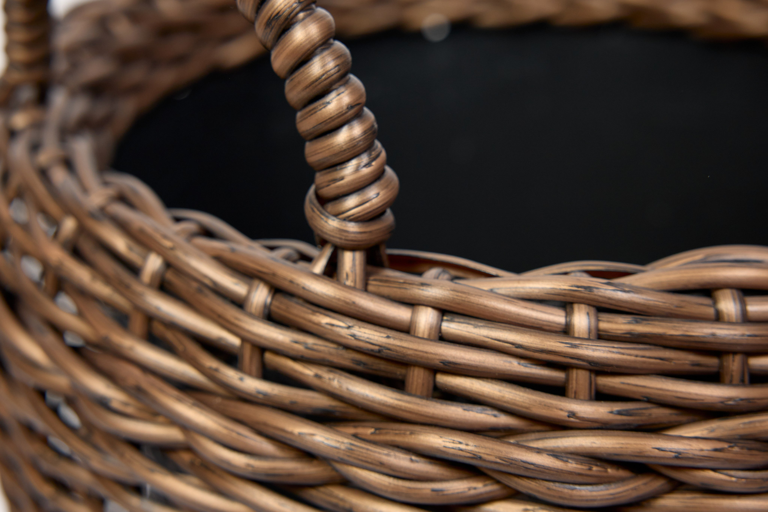 Фотосъёмка для маркетплейсов. Предметный и репортажный фотограф Алексей Кротов