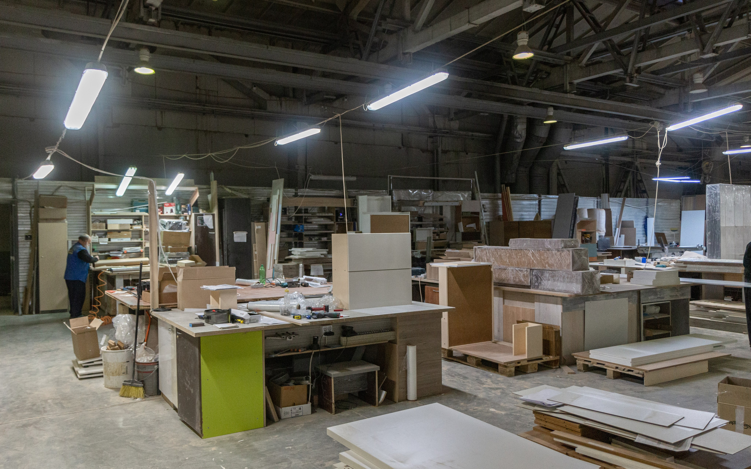 Фабрика «Абсолют мебель». Предметный и репортажный фотограф Алексей Кротов