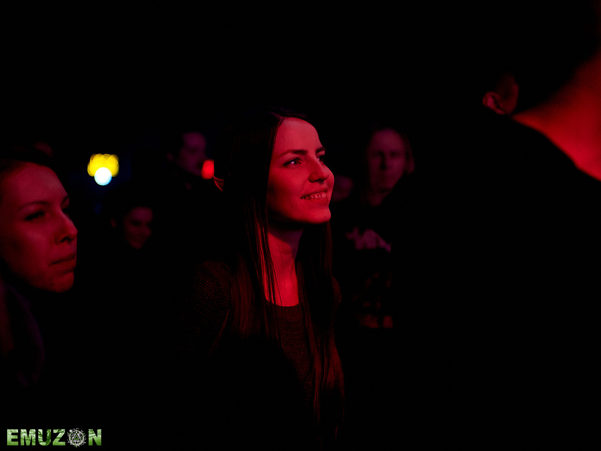 Тролль гнет ель. Фотографии отовсюду и обо всем