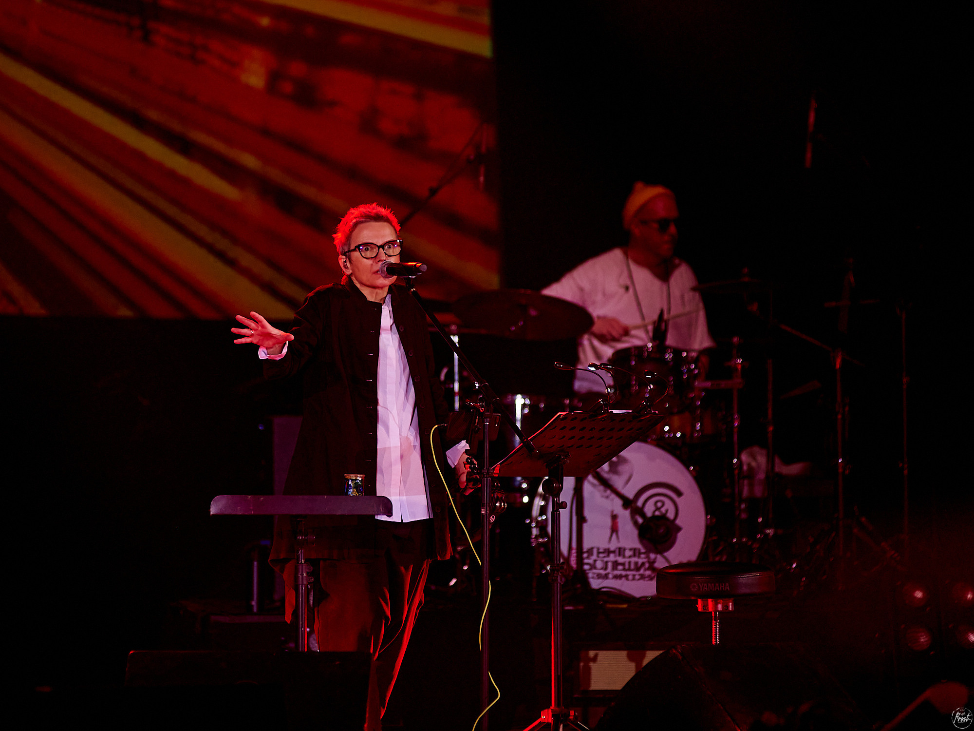 Сурганова и оркестр. Фотографии отовсюду и обо всем